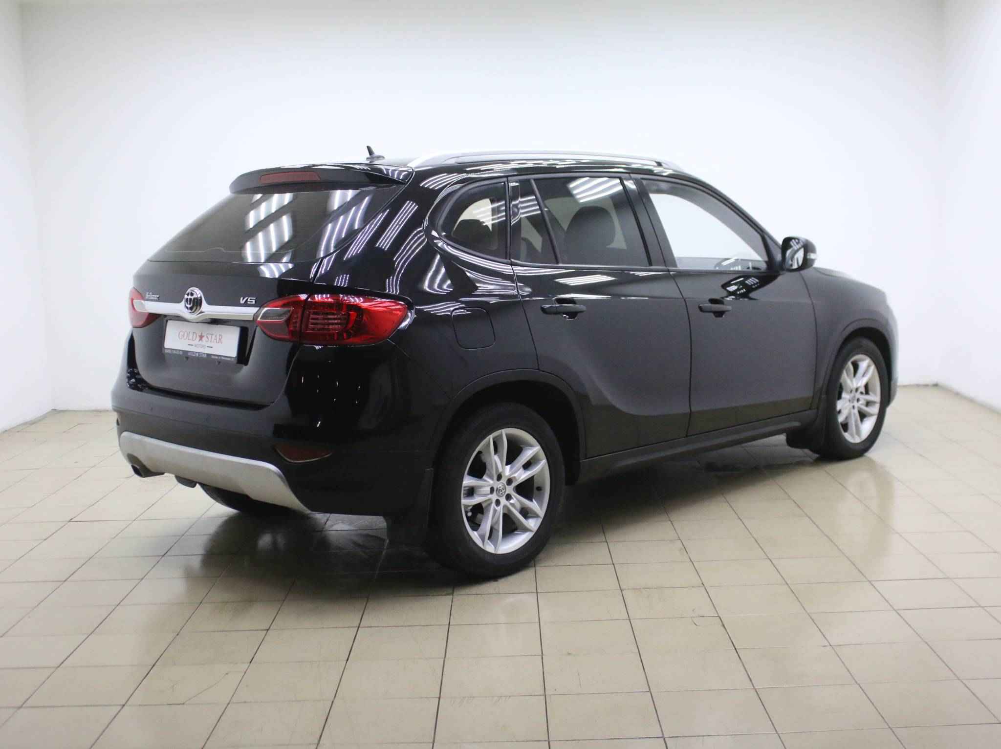 Brilliance V5, I