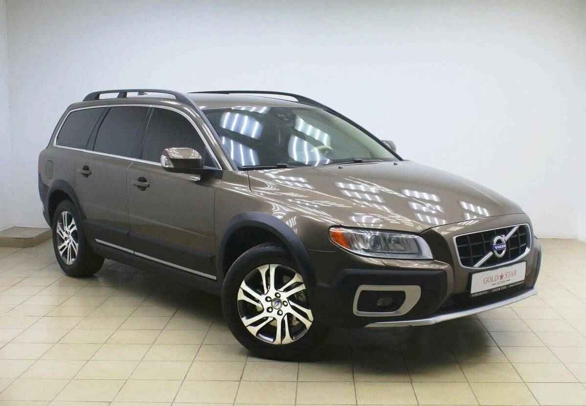 Volvo XC70, II