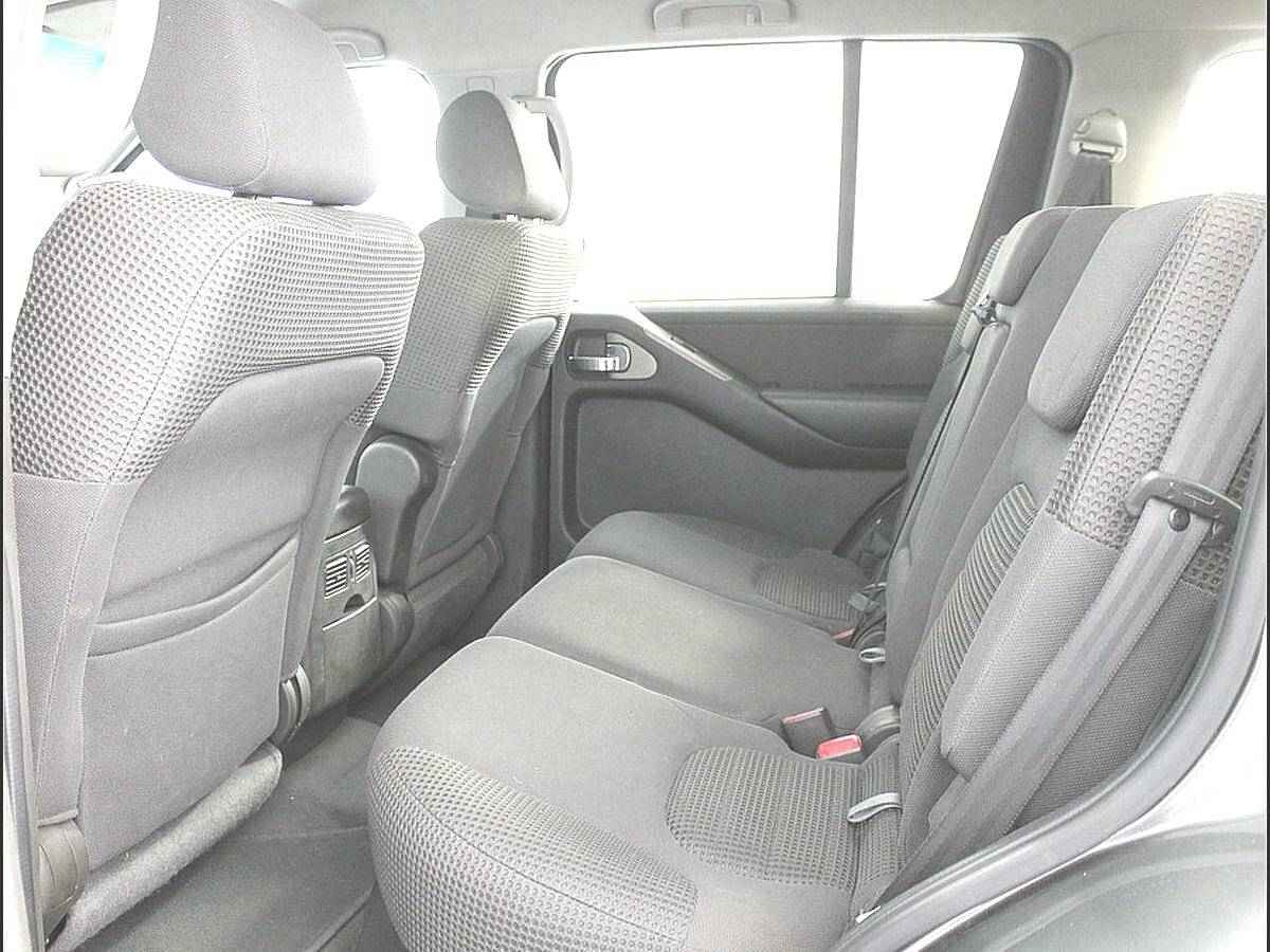 Nissan Pathfinder, III