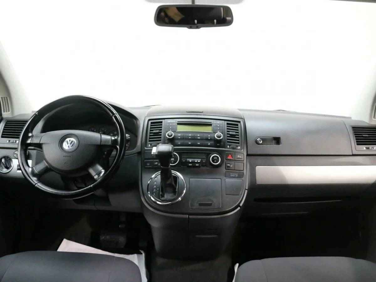 Volkswagen Multivan, T5