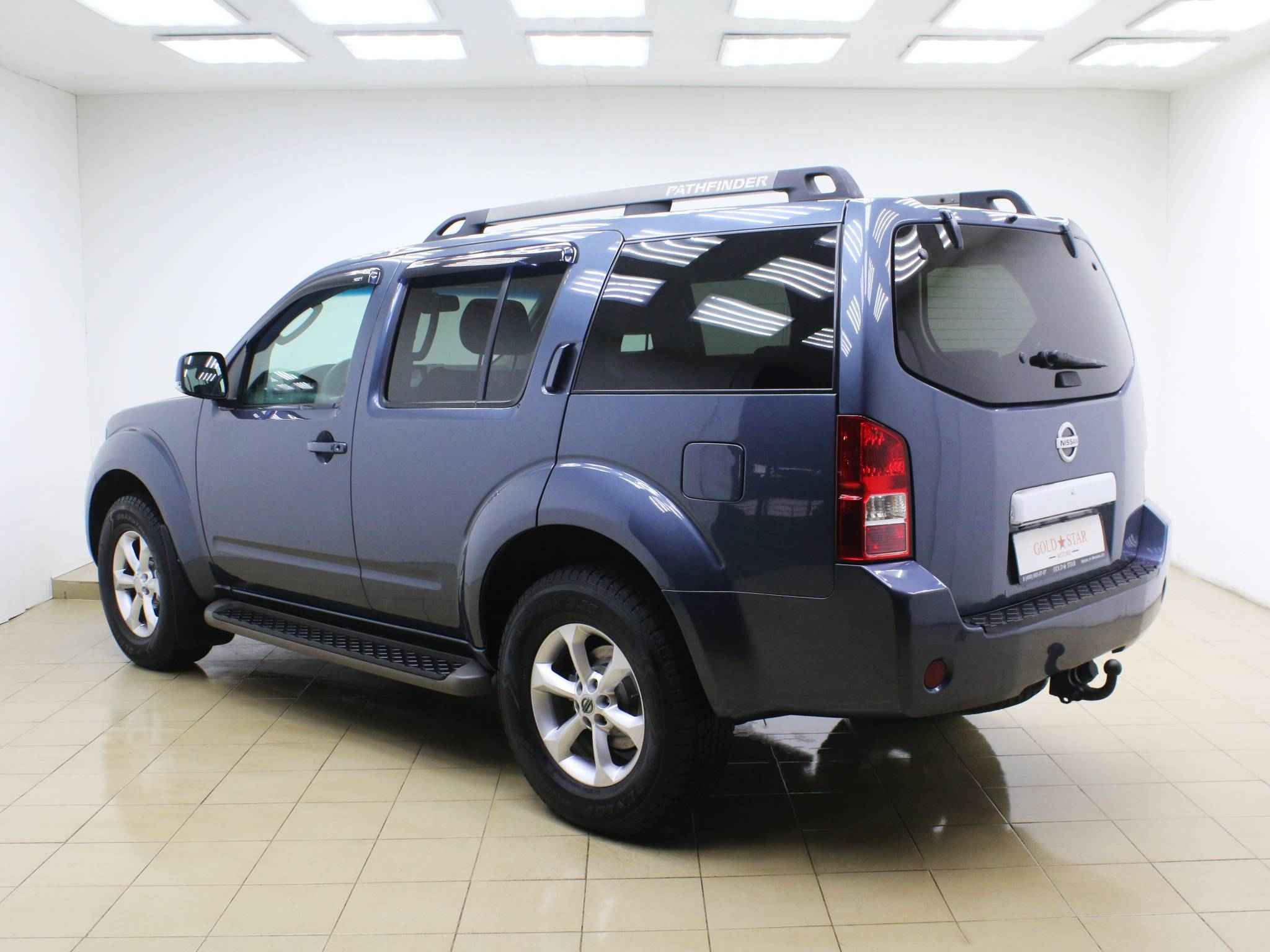 Nissan Pathfinder, III