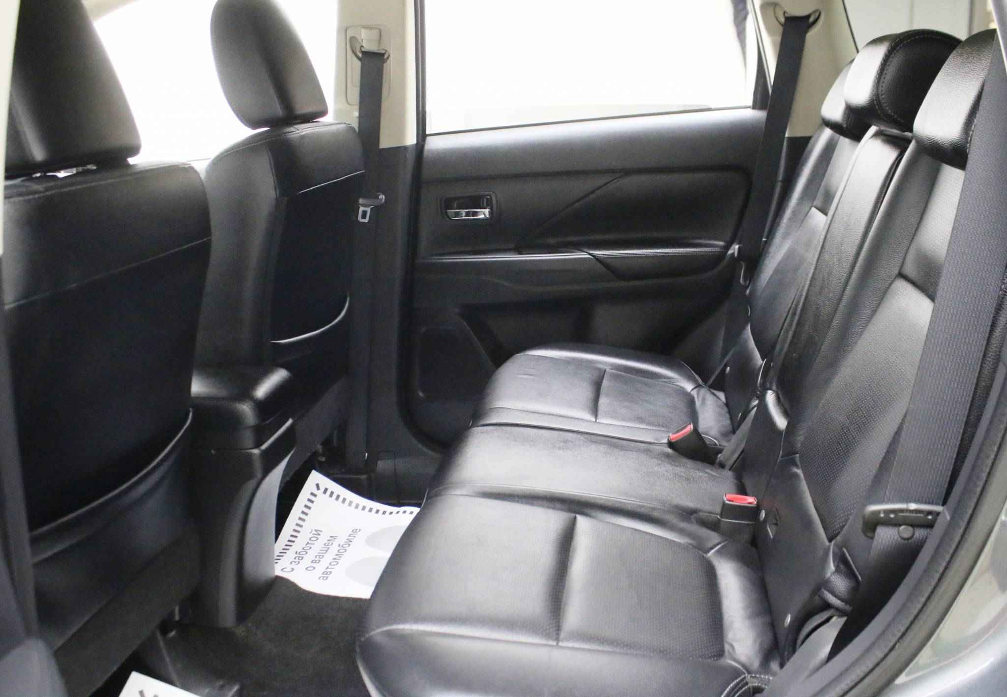 Mitsubishi Outlander, III