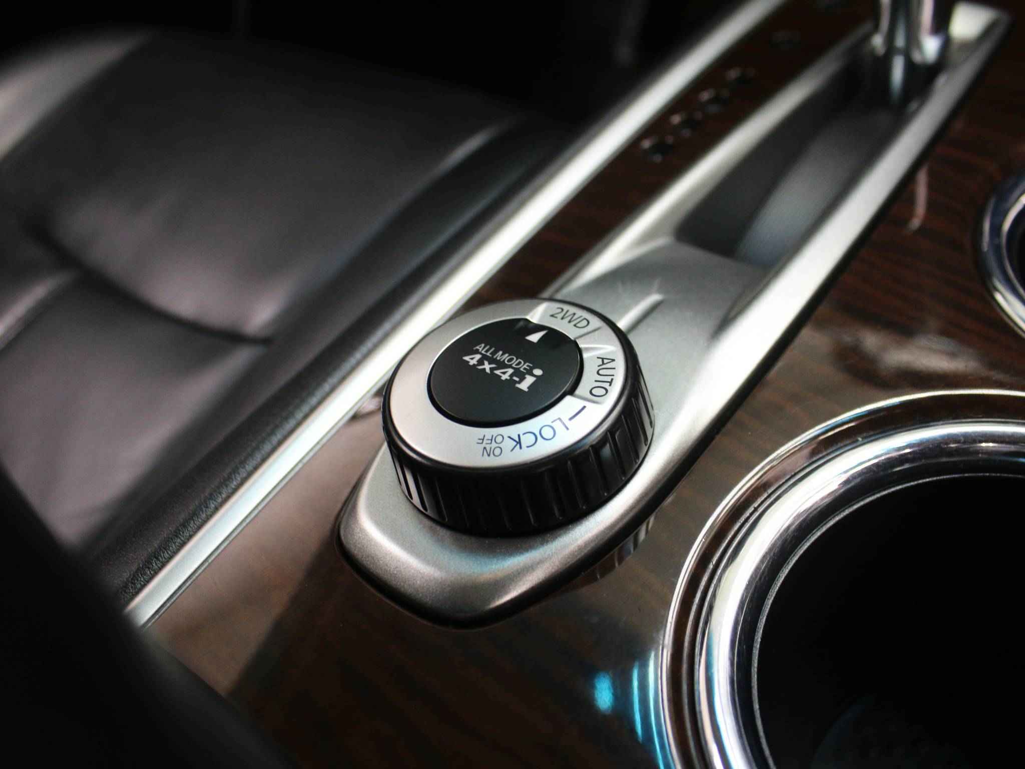 Nissan Pathfinder, IV