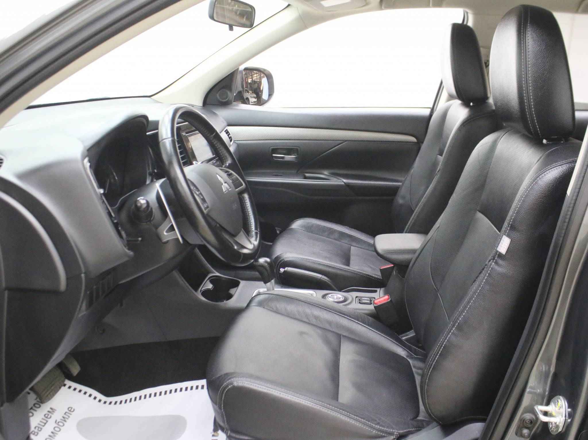 Mitsubishi Outlander, III