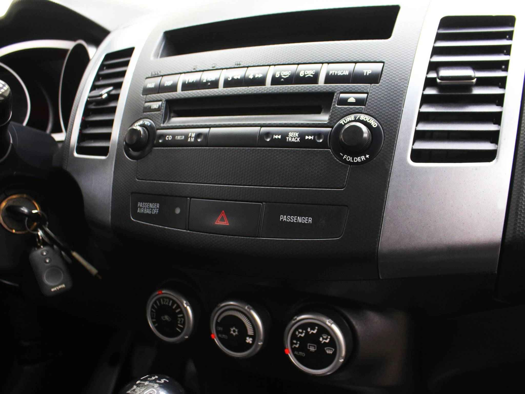 Mitsubishi Outlander, II