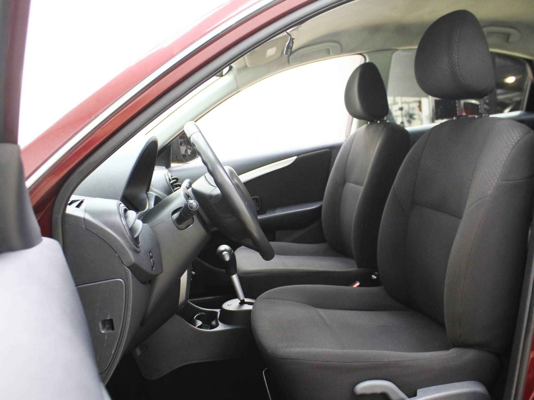 Nissan Almera, III (G15)