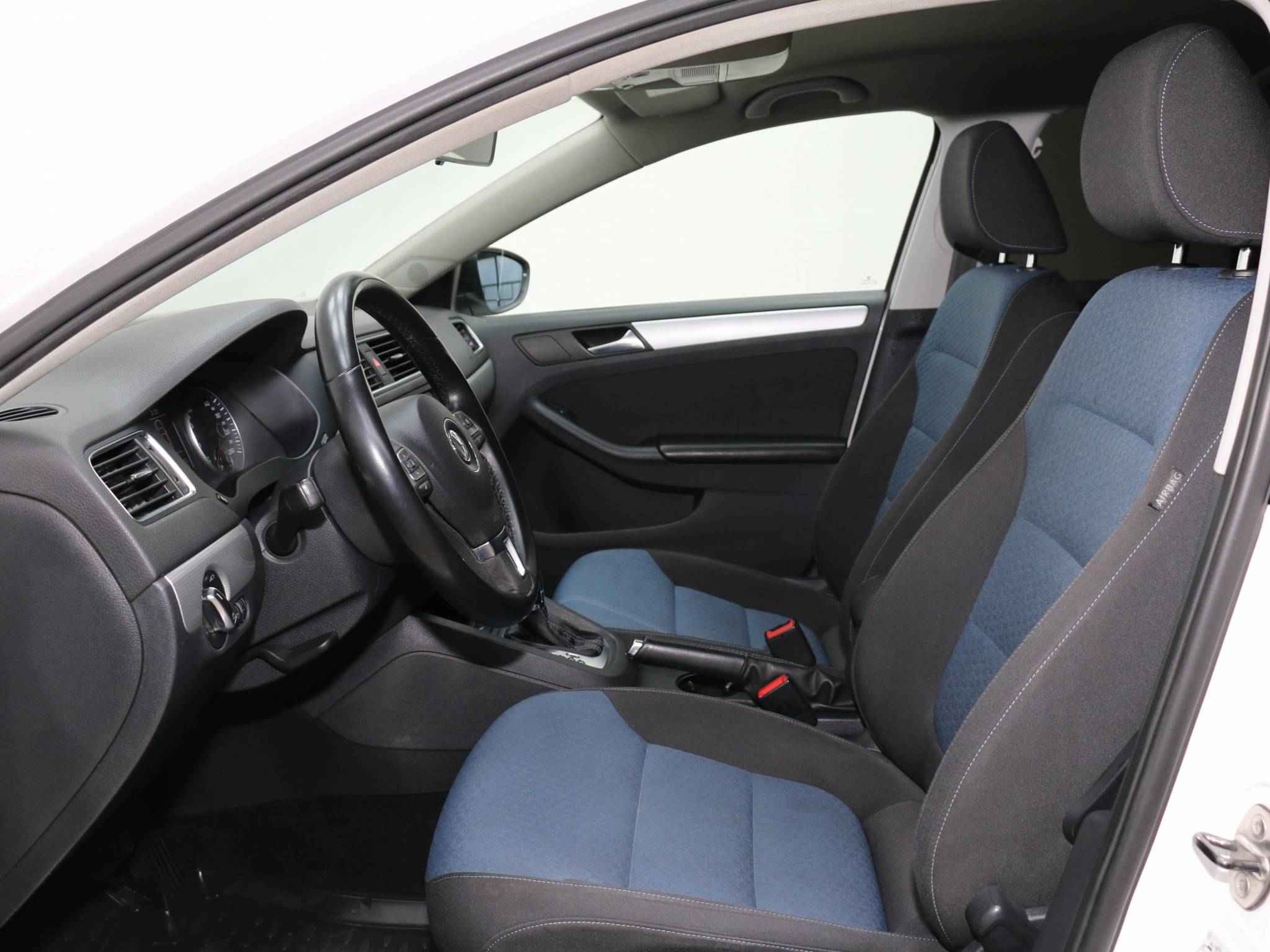 Volkswagen Jetta, VI