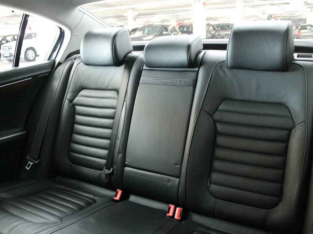 Volkswagen Passat, B7