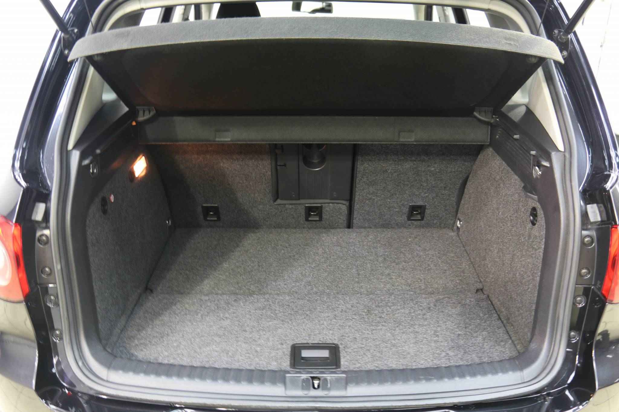 Volkswagen Tiguan, I