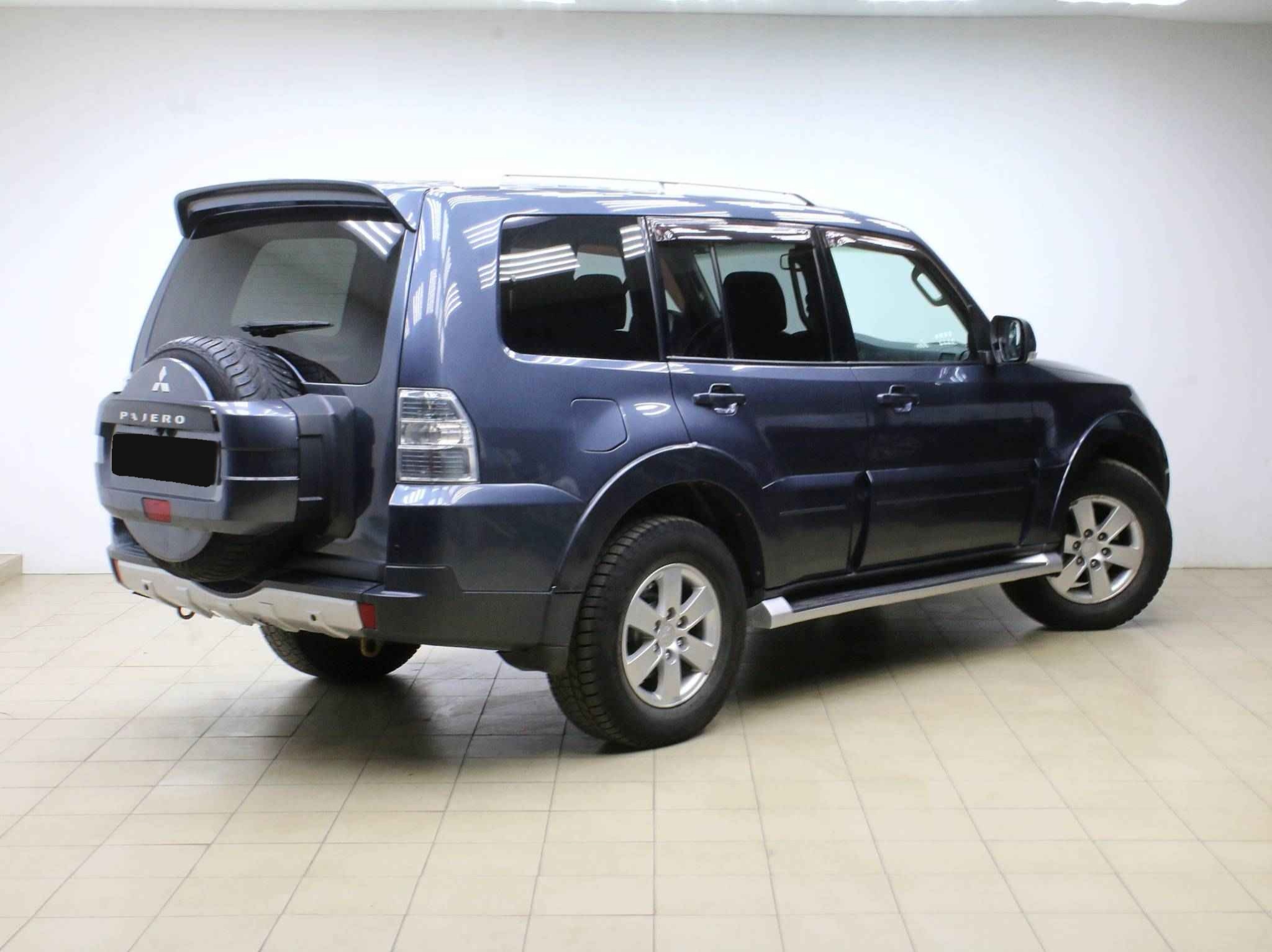 Mitsubishi Pajero, IV