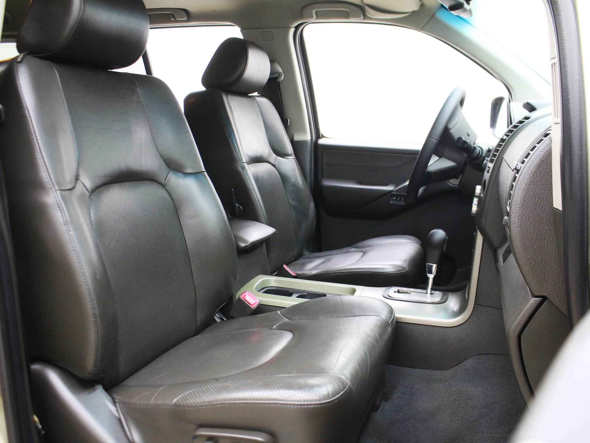 Nissan Pathfinder, III