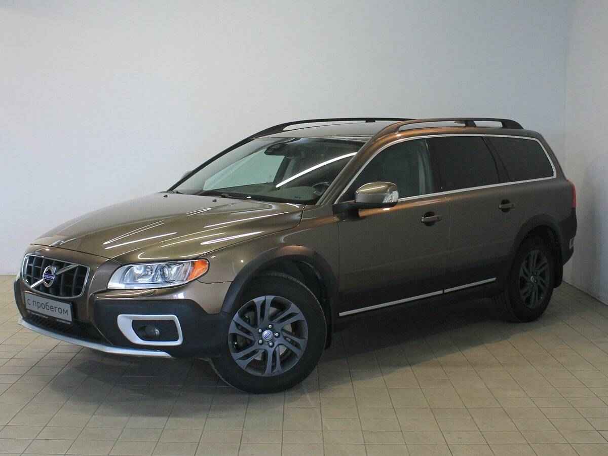 Volvo XC70, II