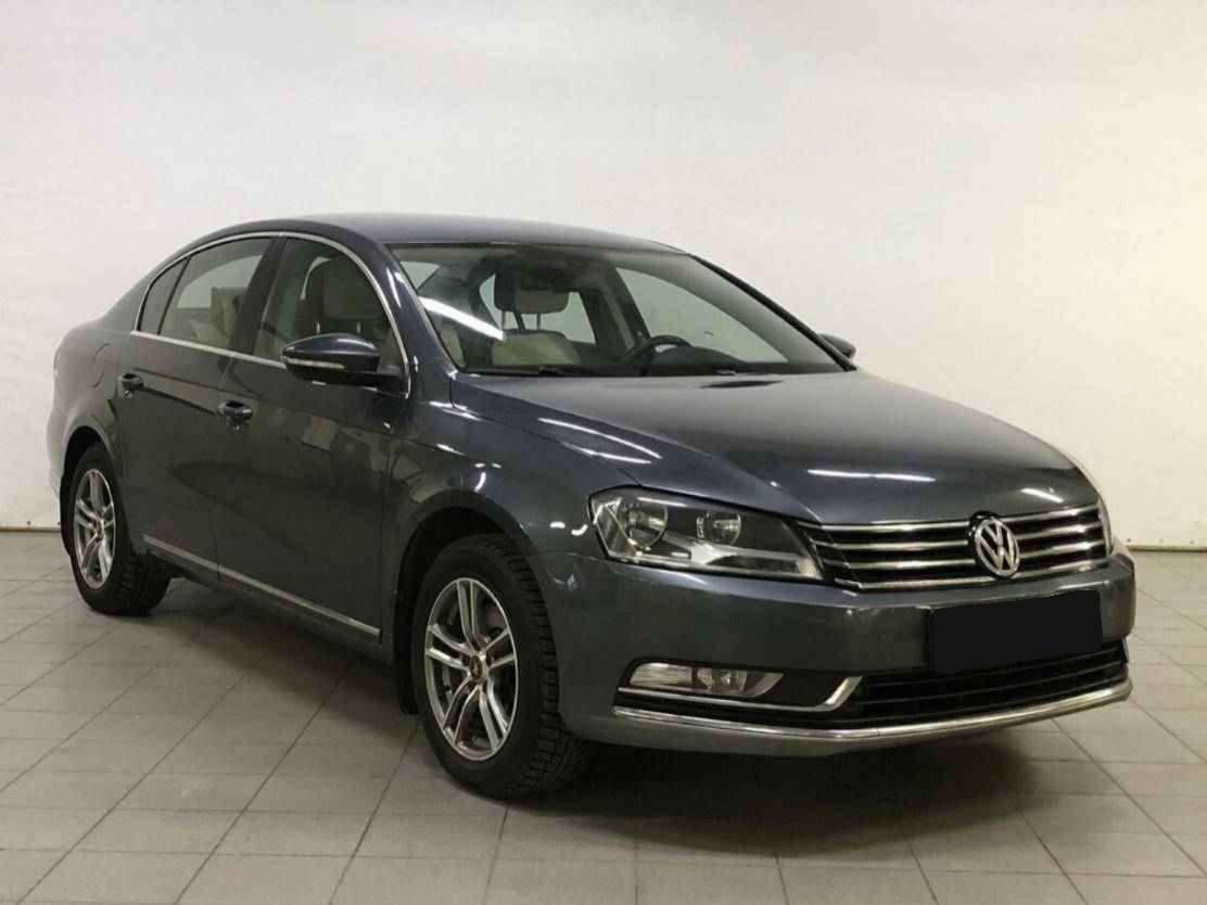 Volkswagen Passat, B7