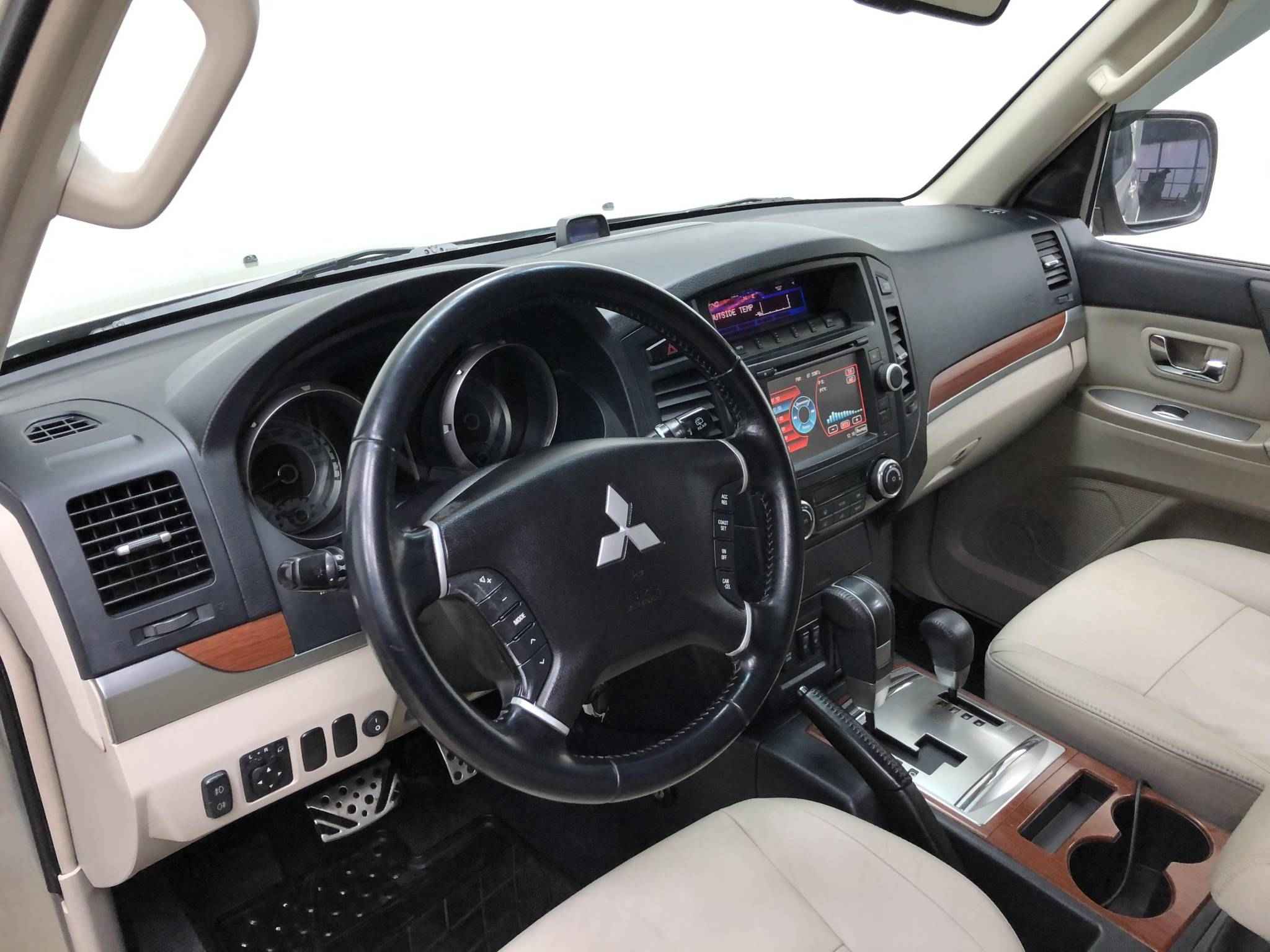 Mitsubishi Pajero, IV