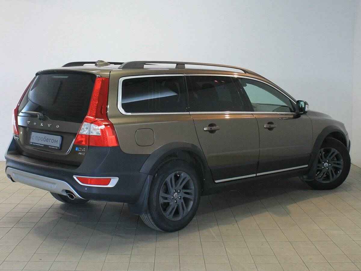 Volvo XC70, II