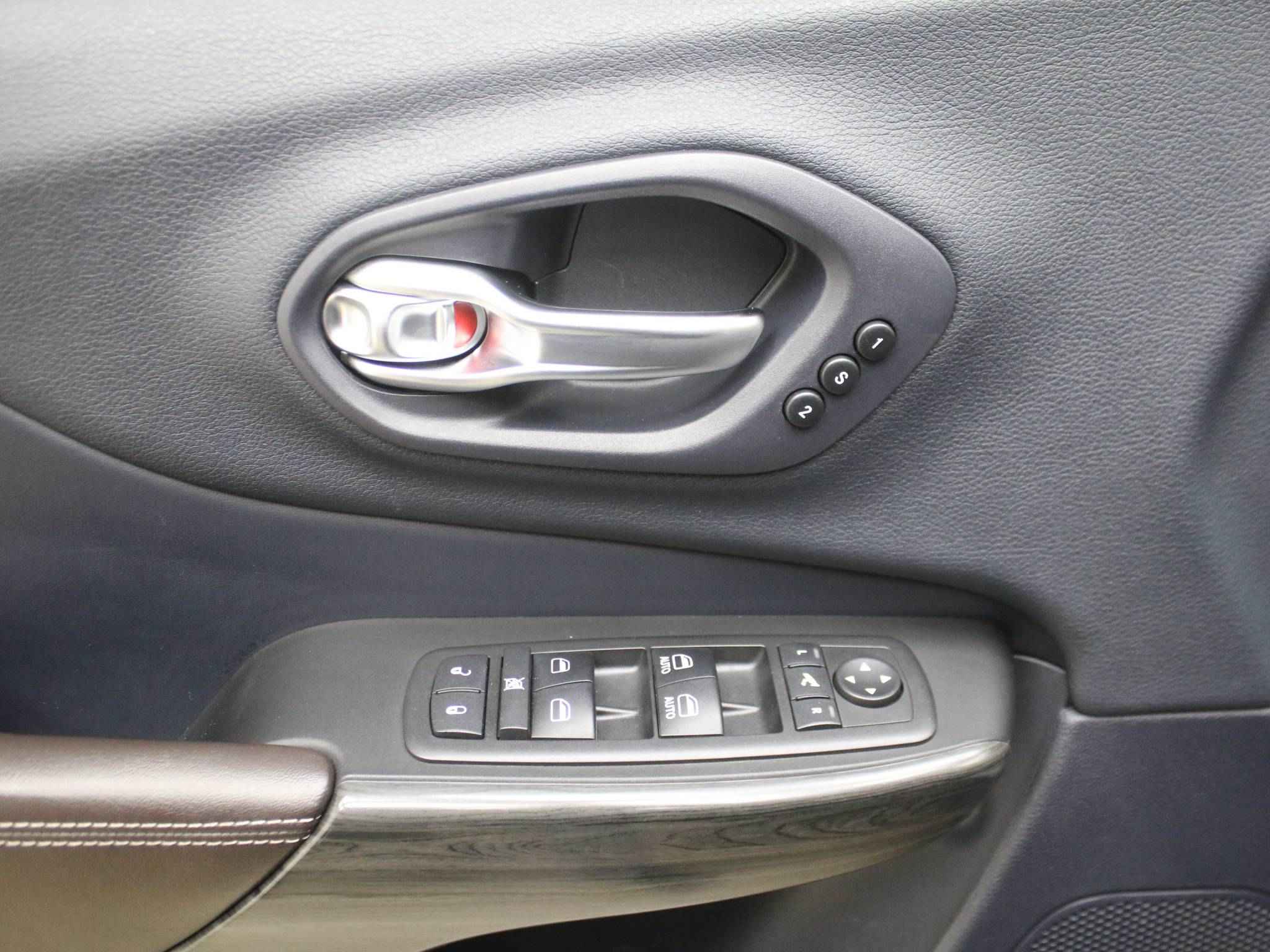 Jeep Cherokee, V (KL)