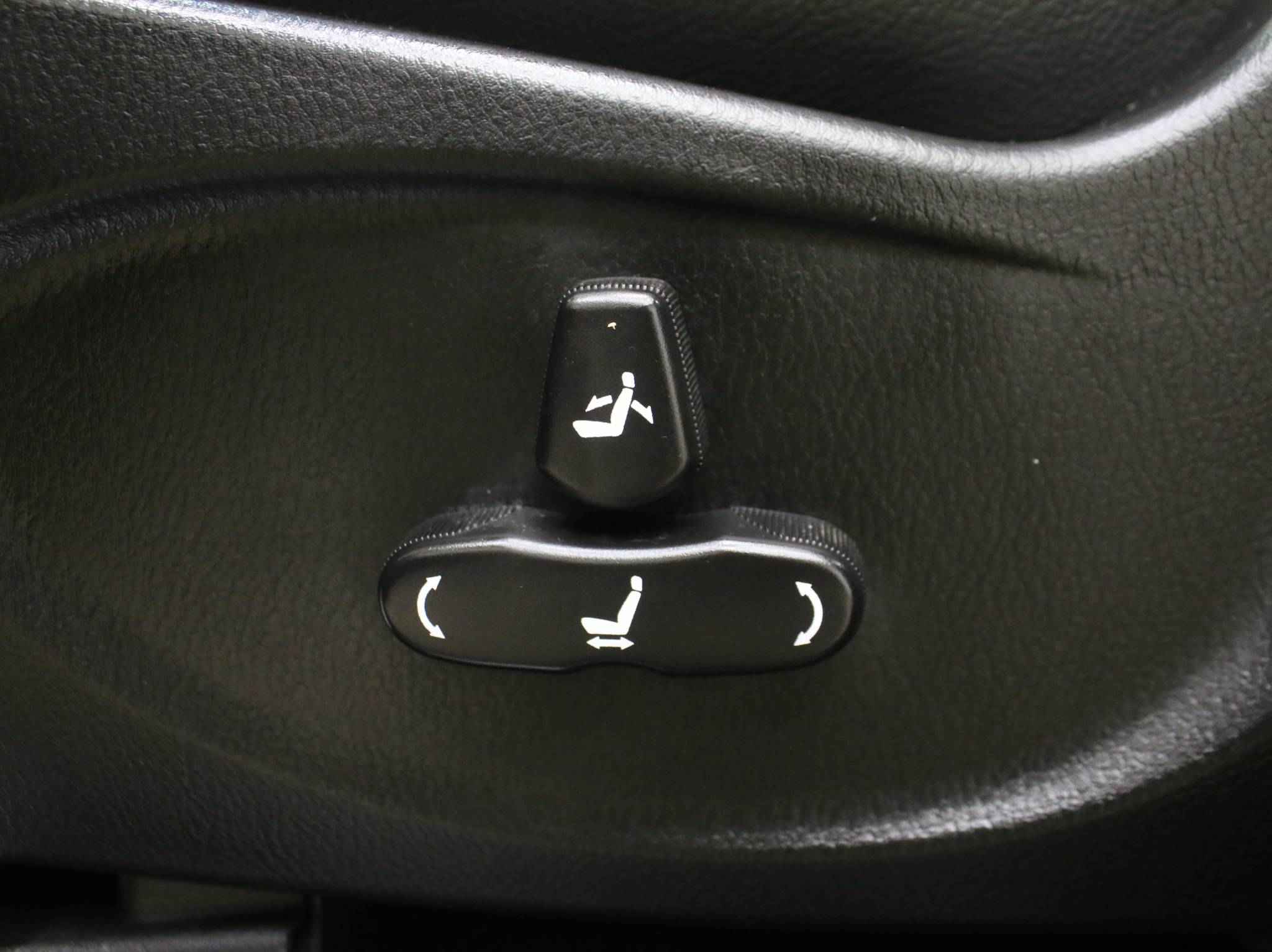 SsangYong Rexton, II