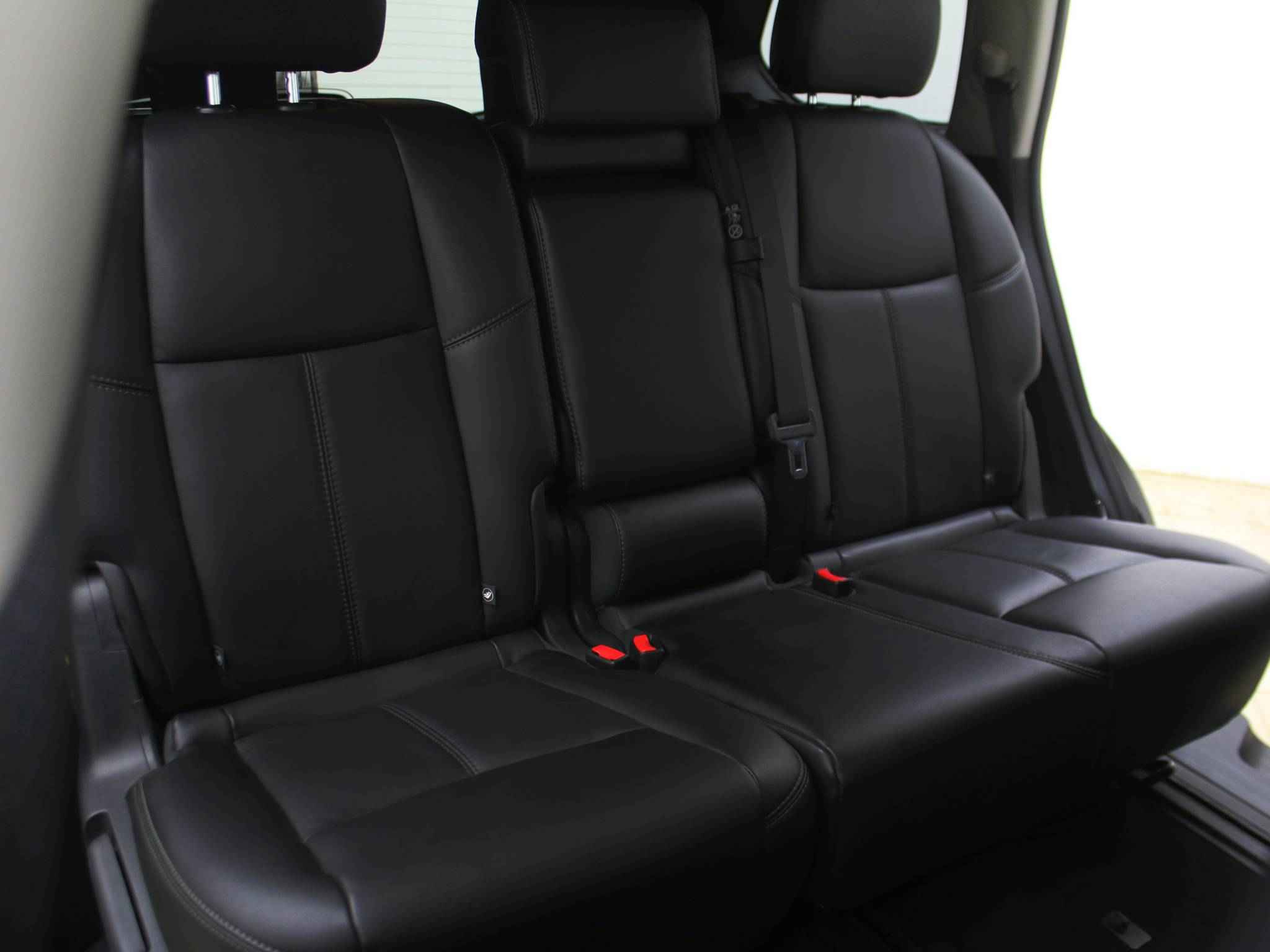 Nissan Pathfinder, IV