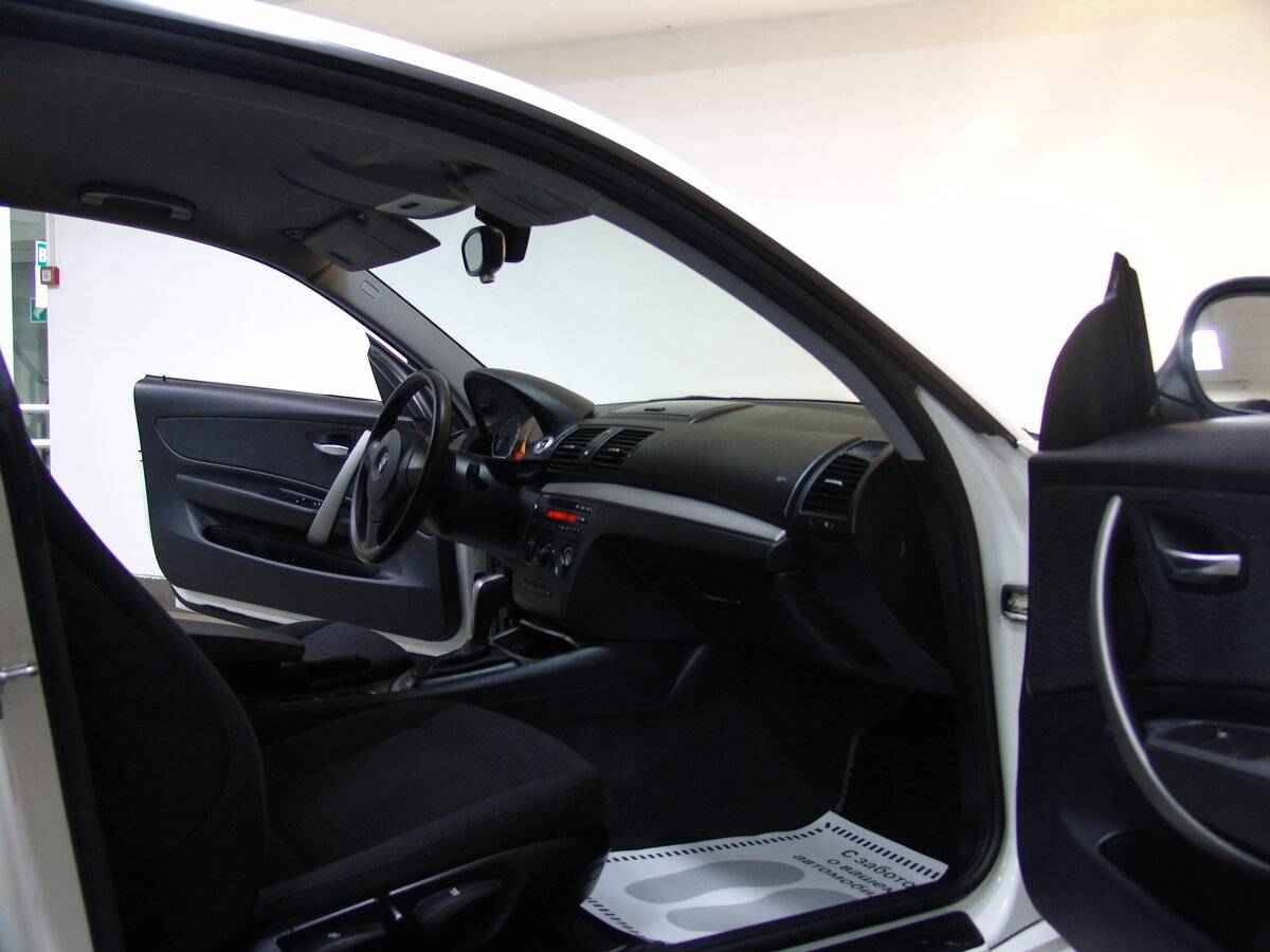 BMW 1 серии, I (E81/E82/E87/E88) Рестайлинг