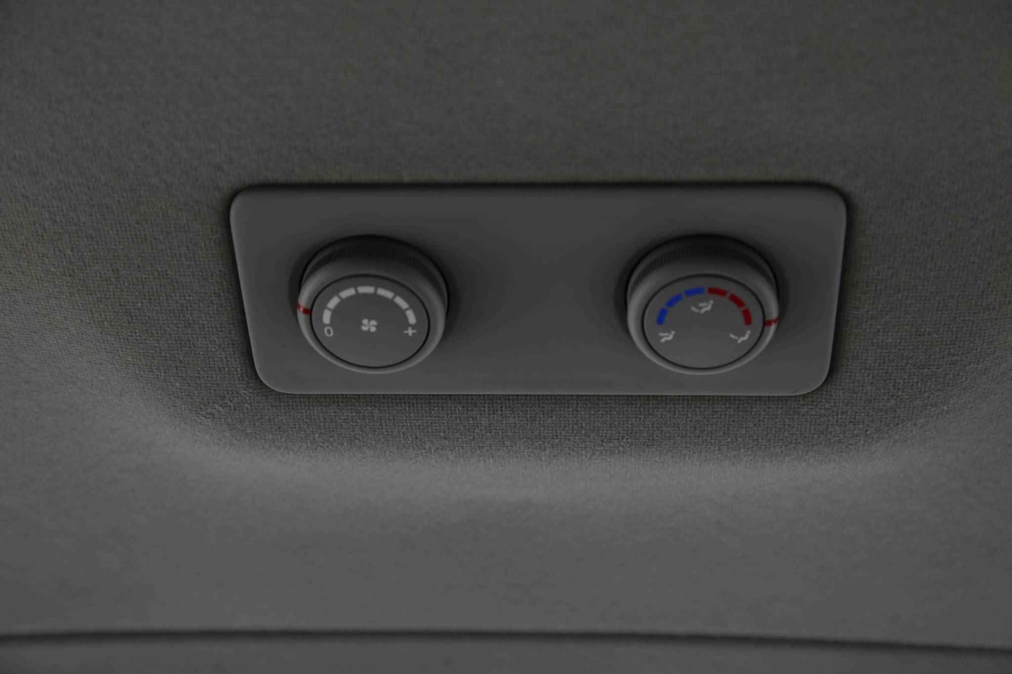 Hyundai Grand Starex, I