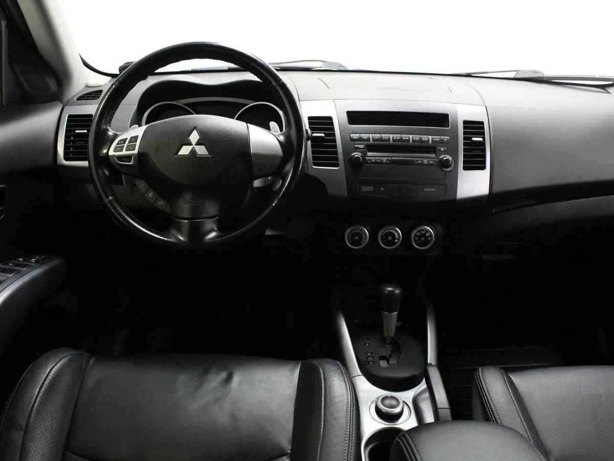 Mitsubishi Outlander, II