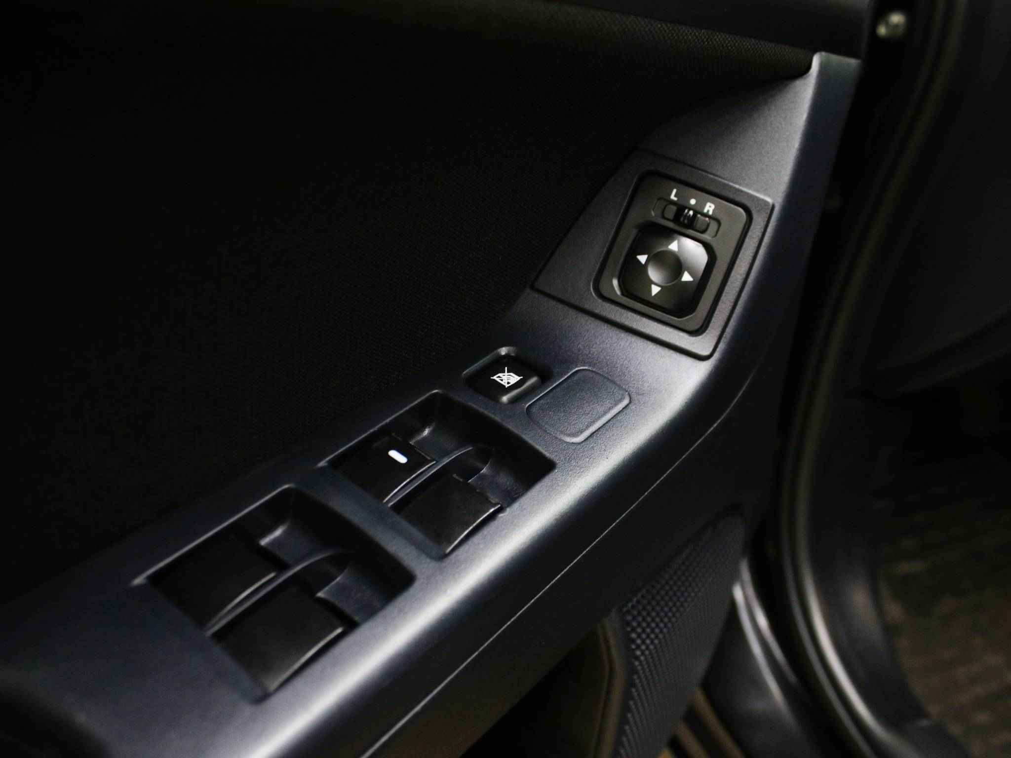 Mitsubishi Lancer, X