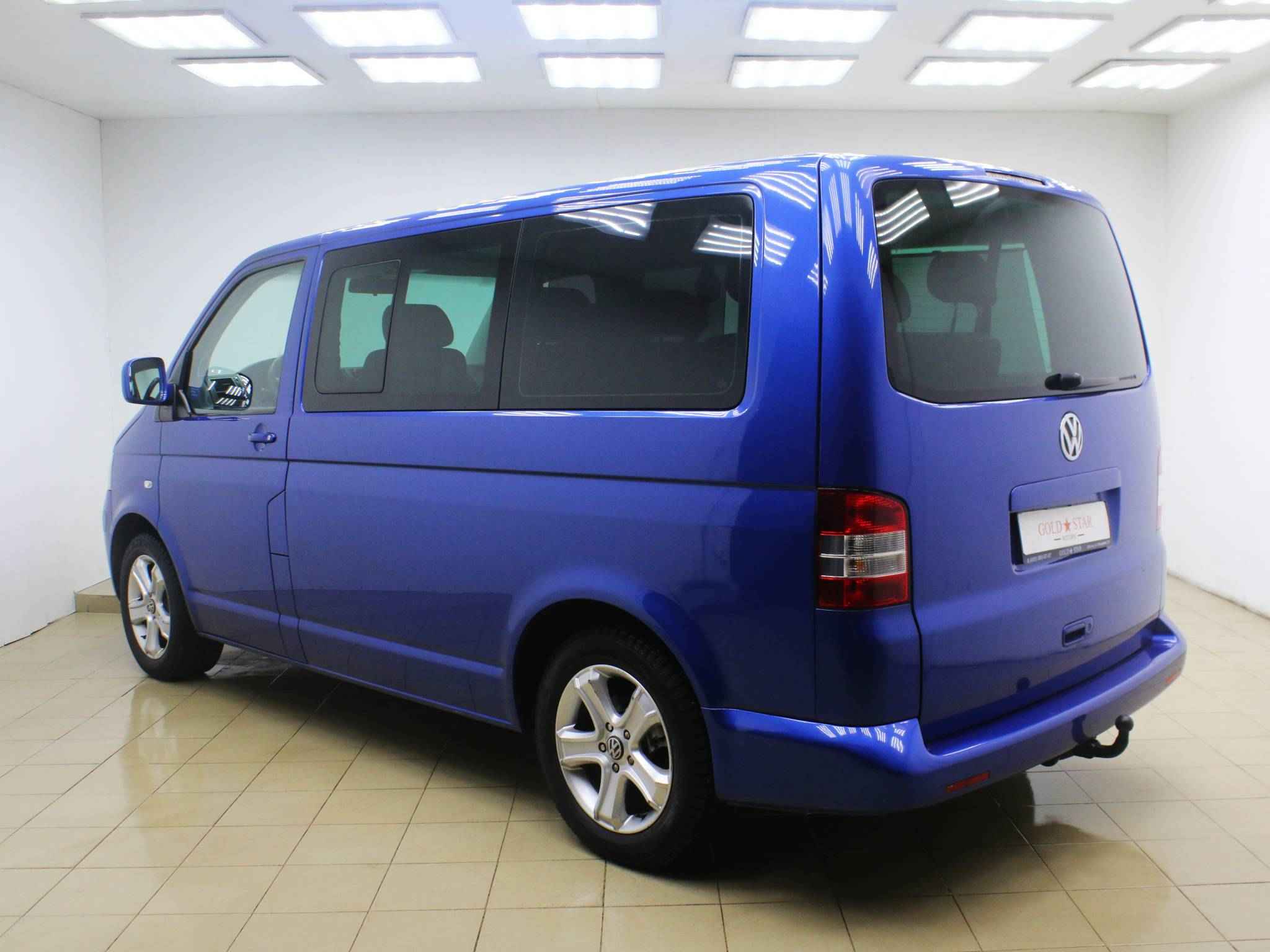Volkswagen Caravelle, T5