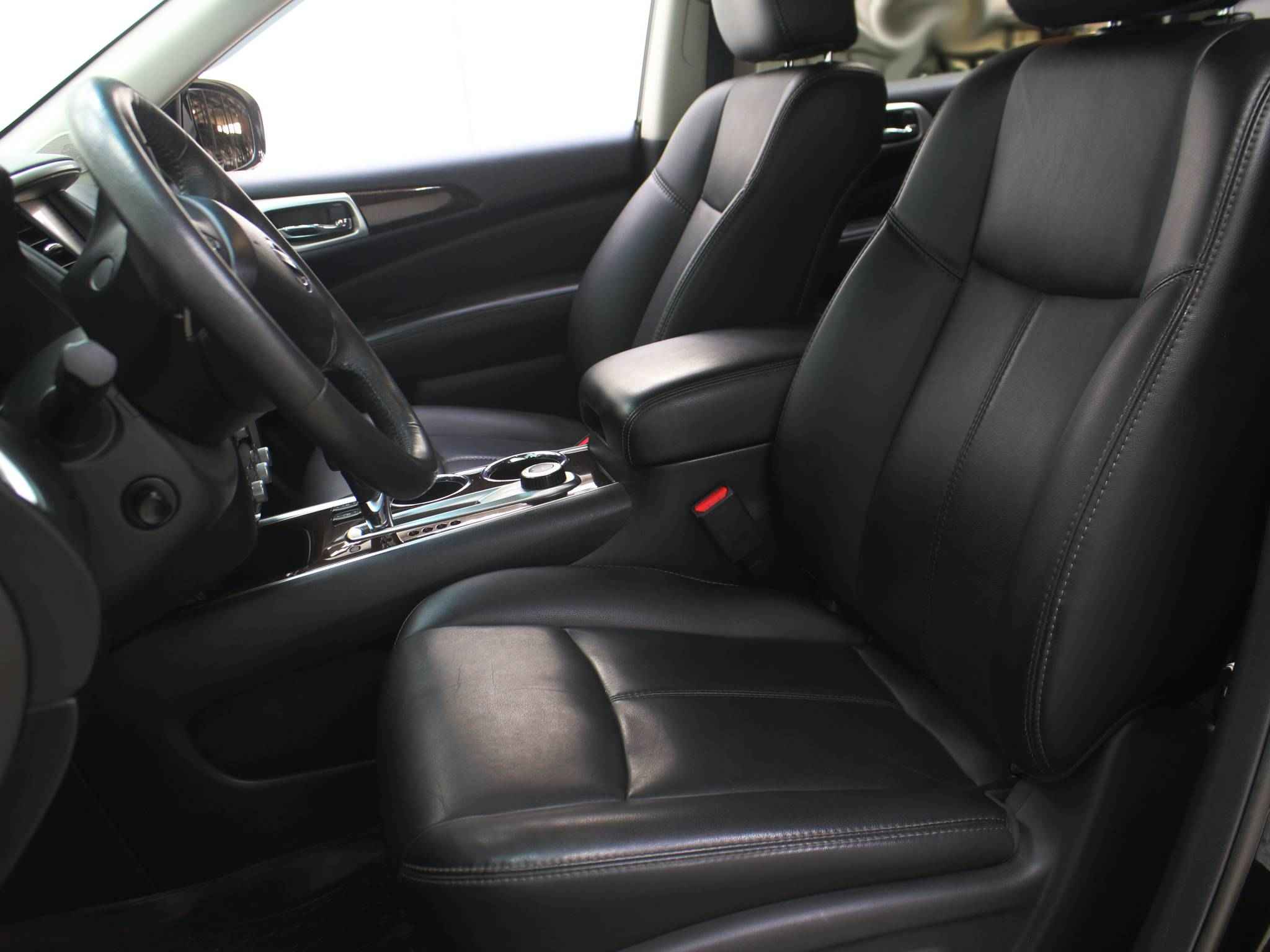 Nissan Pathfinder, IV