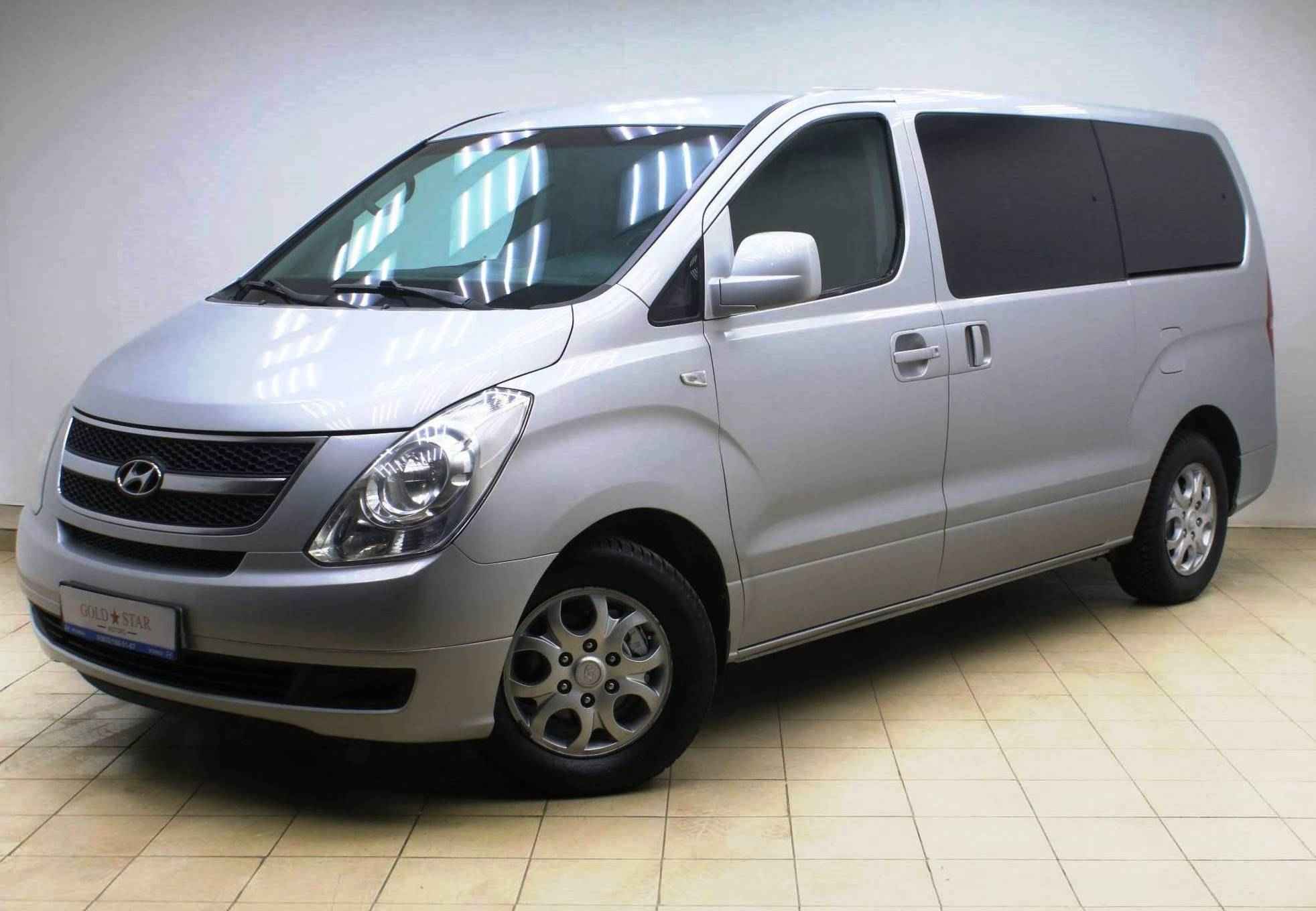 Hyundai Grand Starex, I