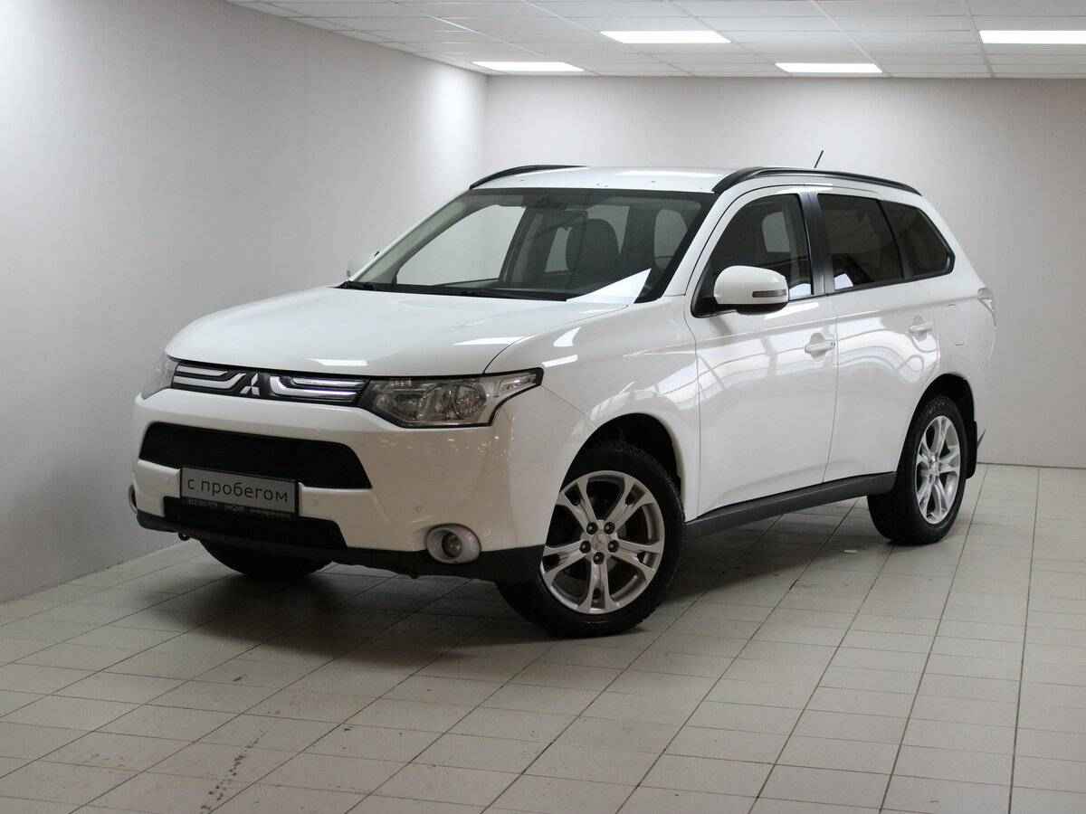 Mitsubishi Outlander, III