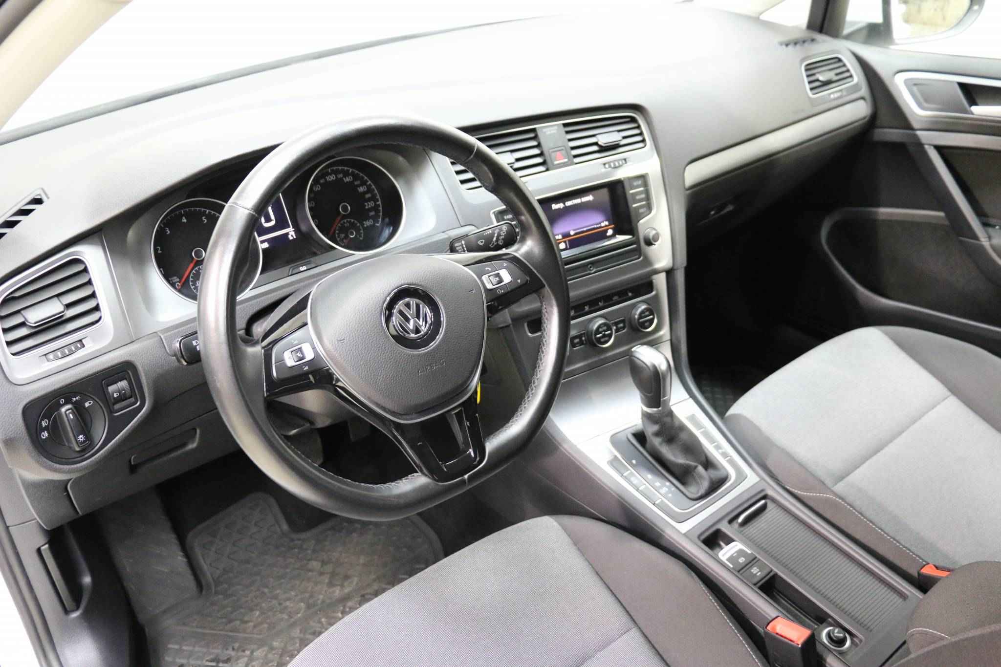 Volkswagen Golf, VII