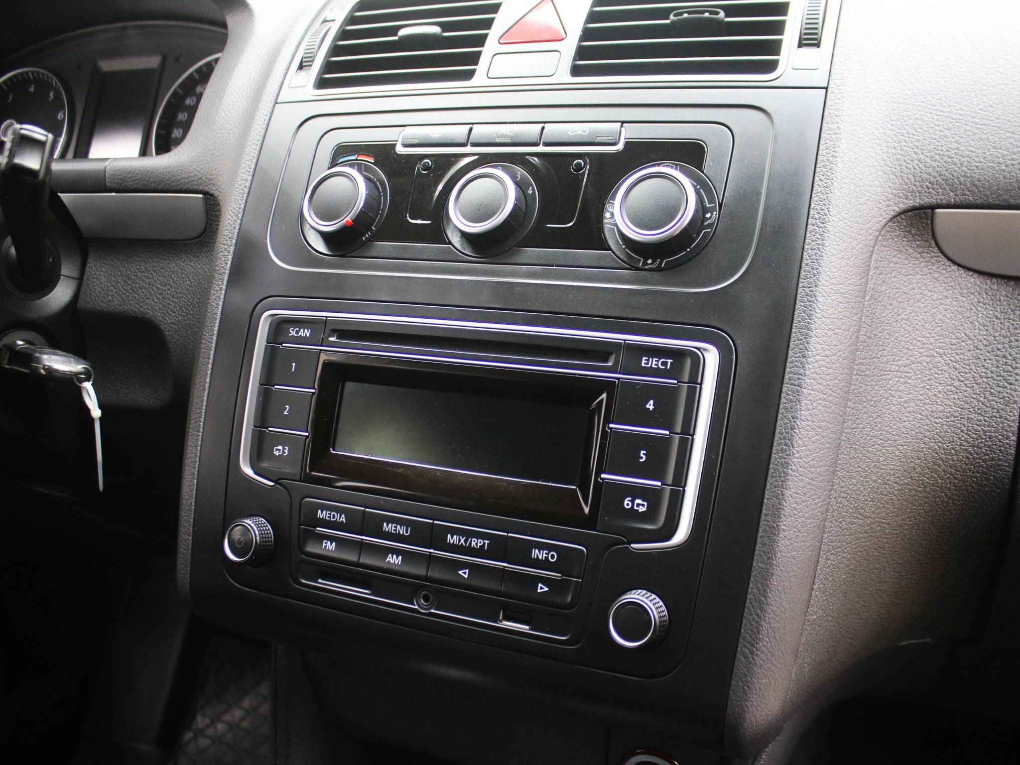 Volkswagen Touran, II