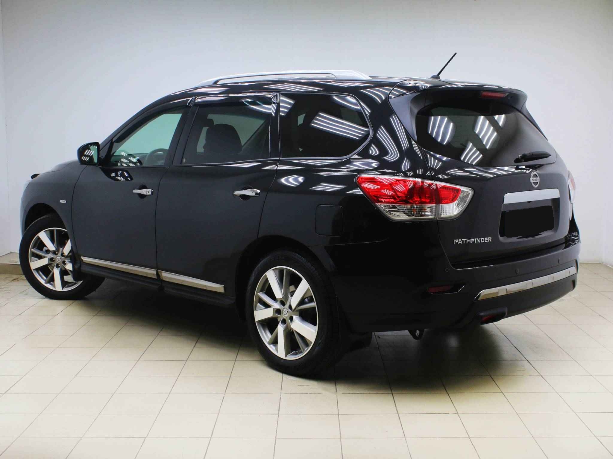 Nissan Pathfinder, IV