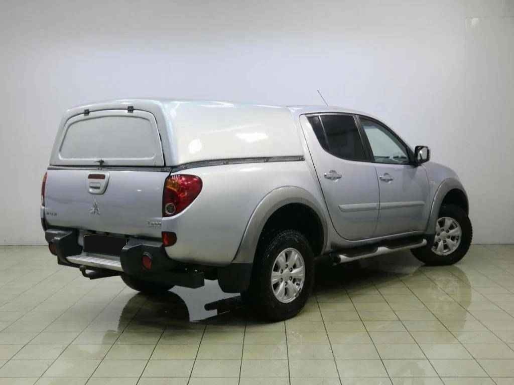 Mitsubishi L200, IV