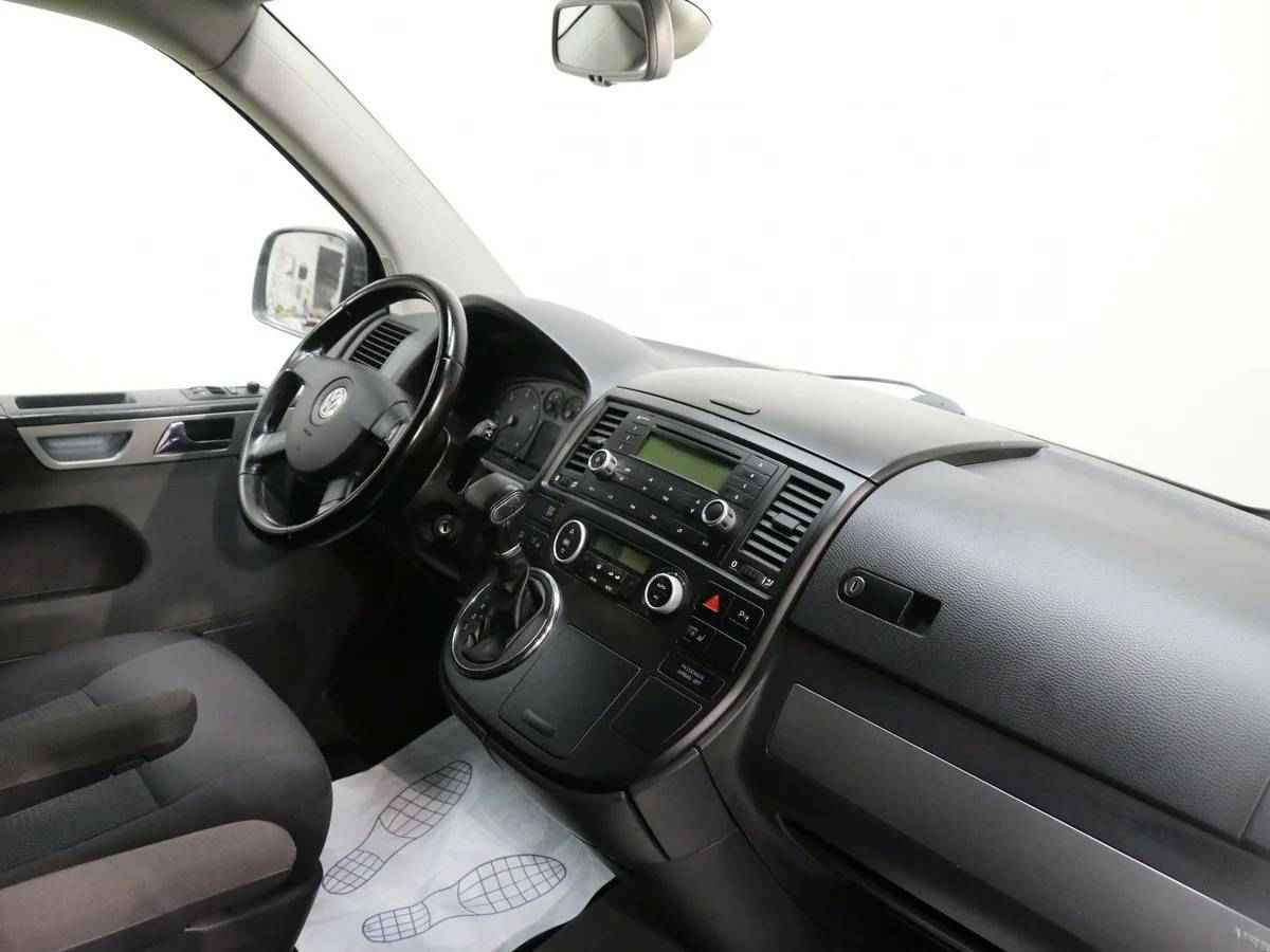 Volkswagen Multivan, T5