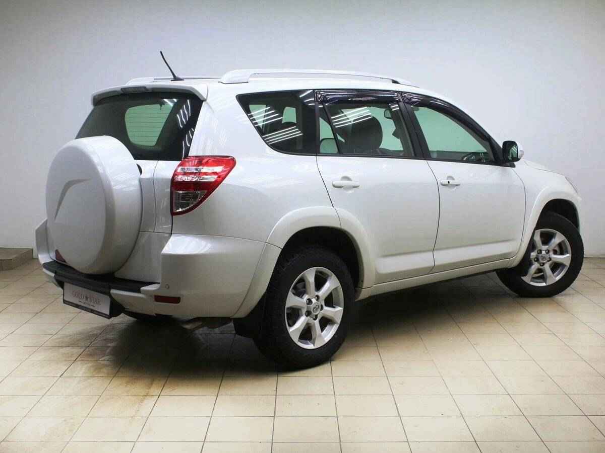 Toyota RAV4, III (XA30)
