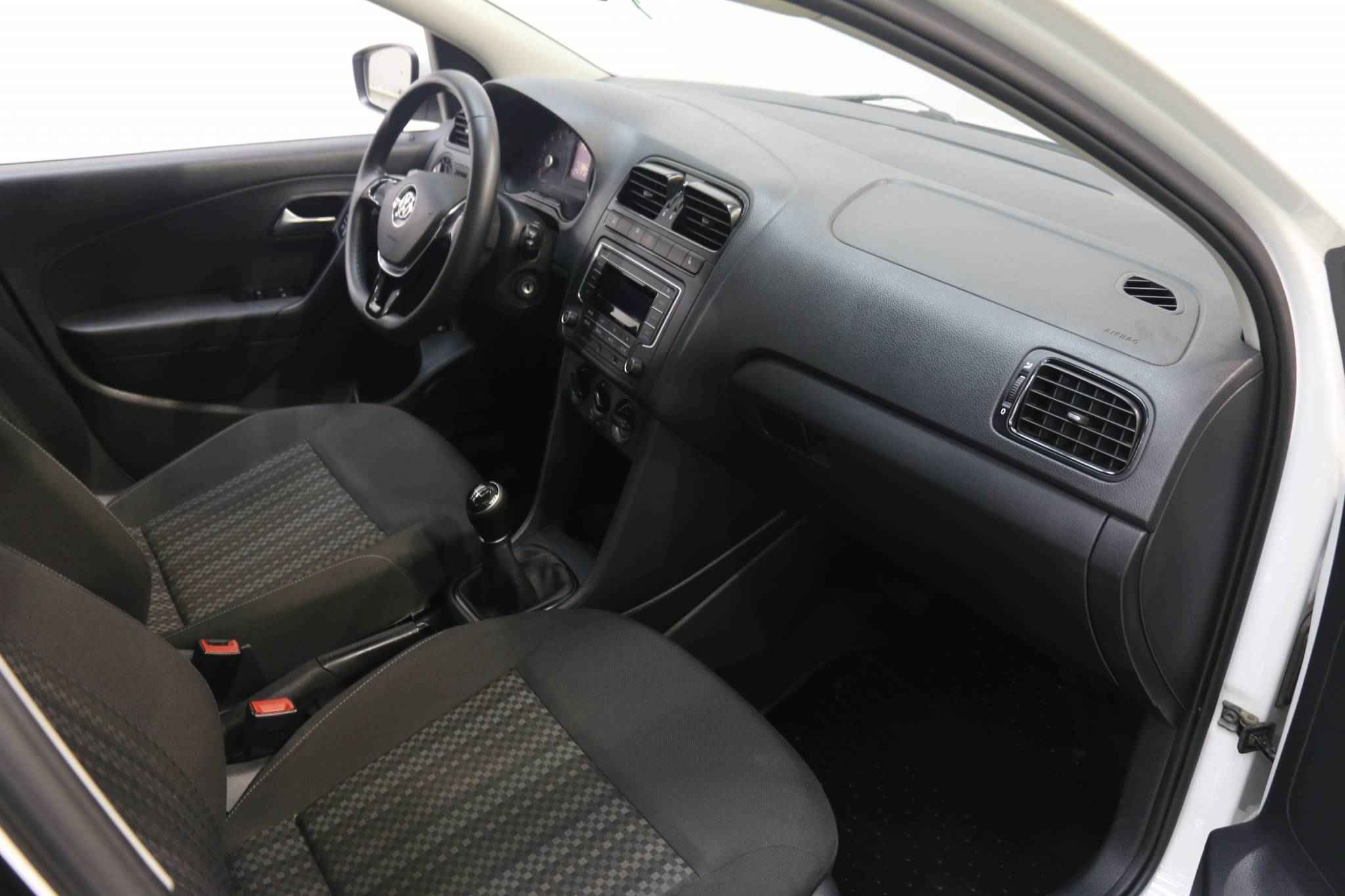 Volkswagen Polo, V Рестайлинг