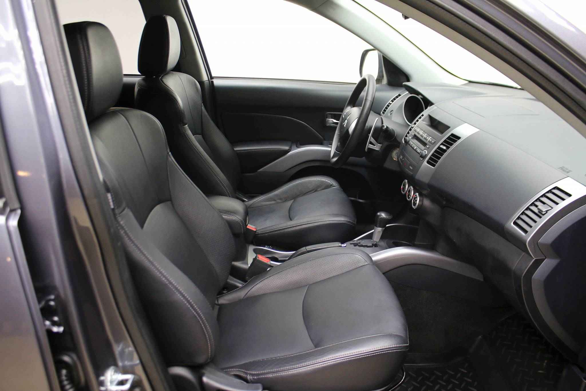 Mitsubishi Outlander, II