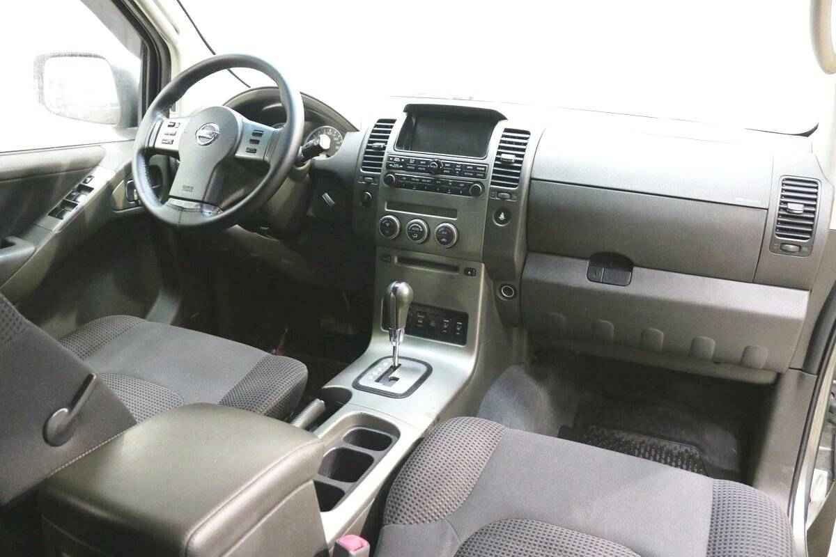 Nissan Pathfinder, III