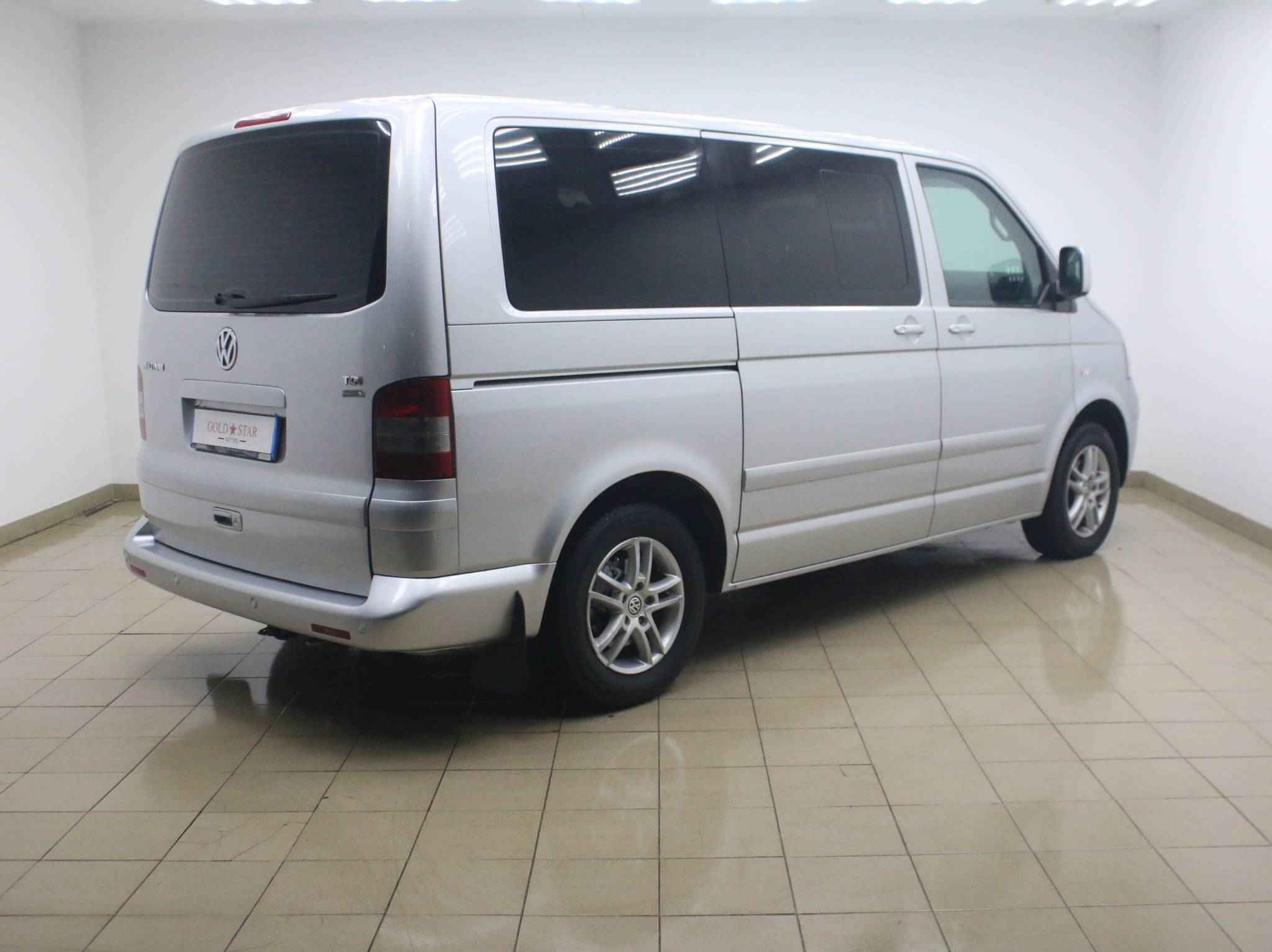 Volkswagen Multivan, T5