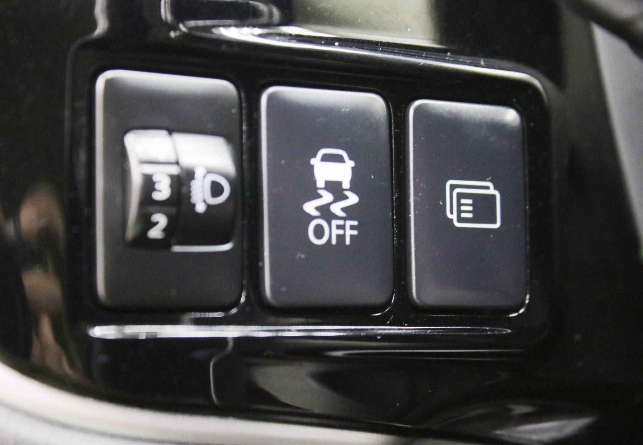 Mitsubishi Outlander, III