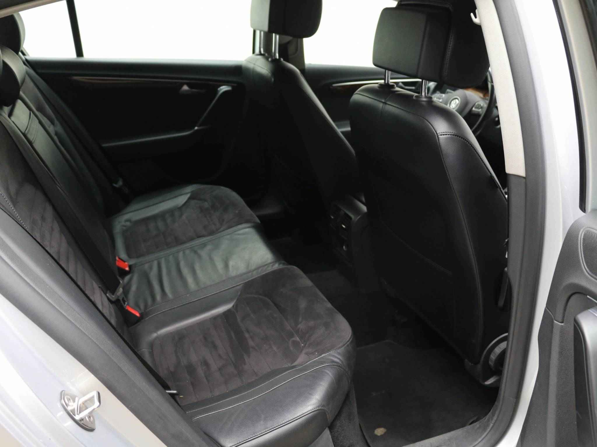 Volkswagen Passat, B7