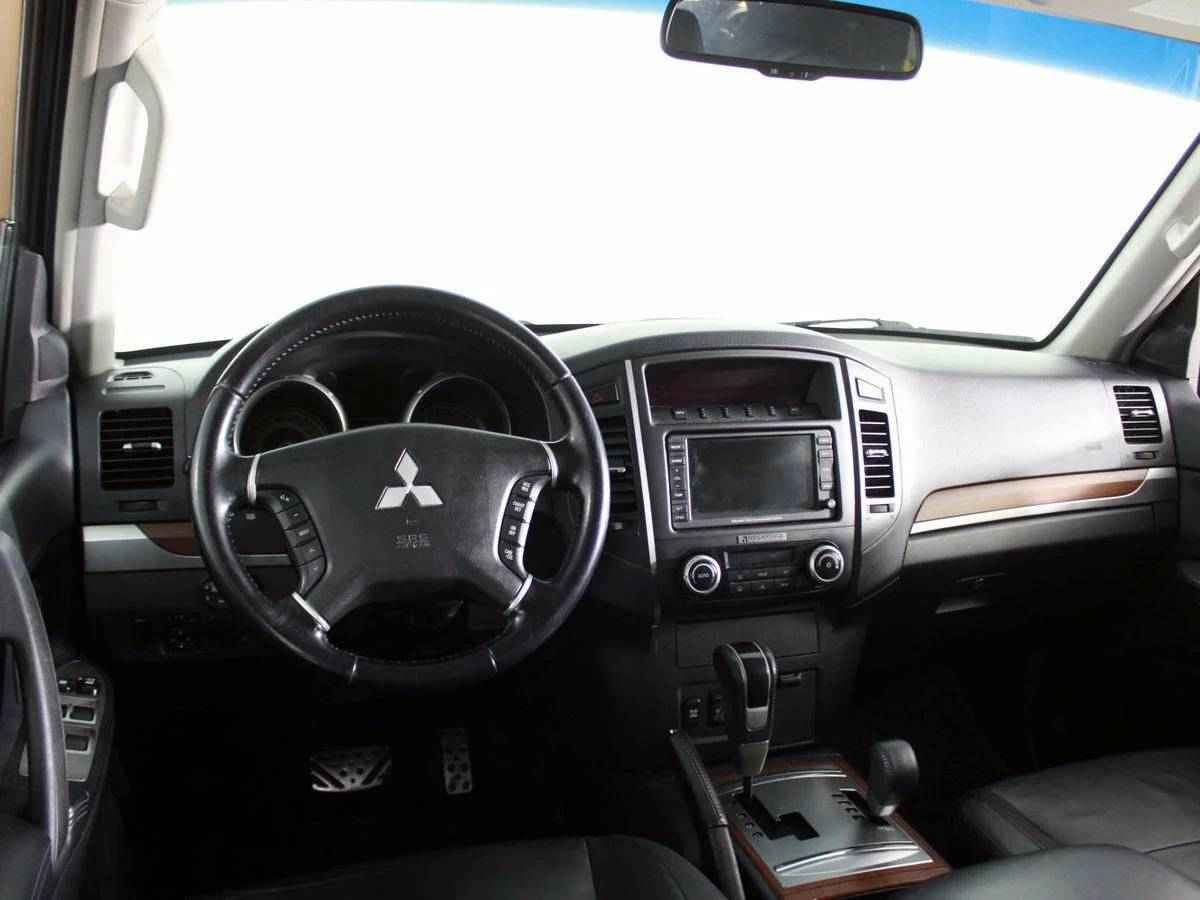 Mitsubishi Pajero, IV