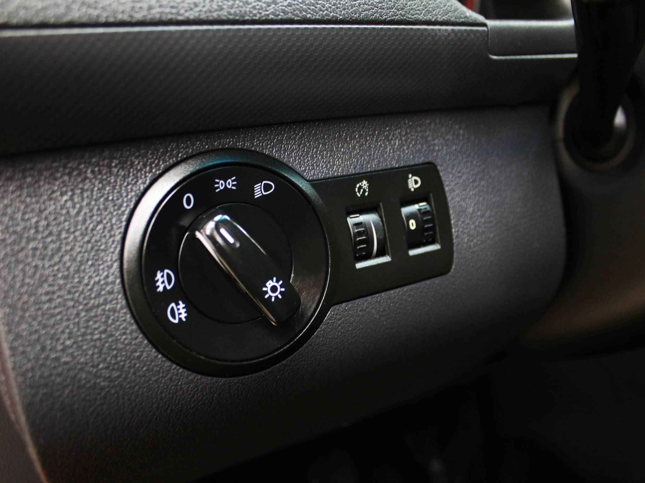 Volkswagen Caddy, III Рестайлинг