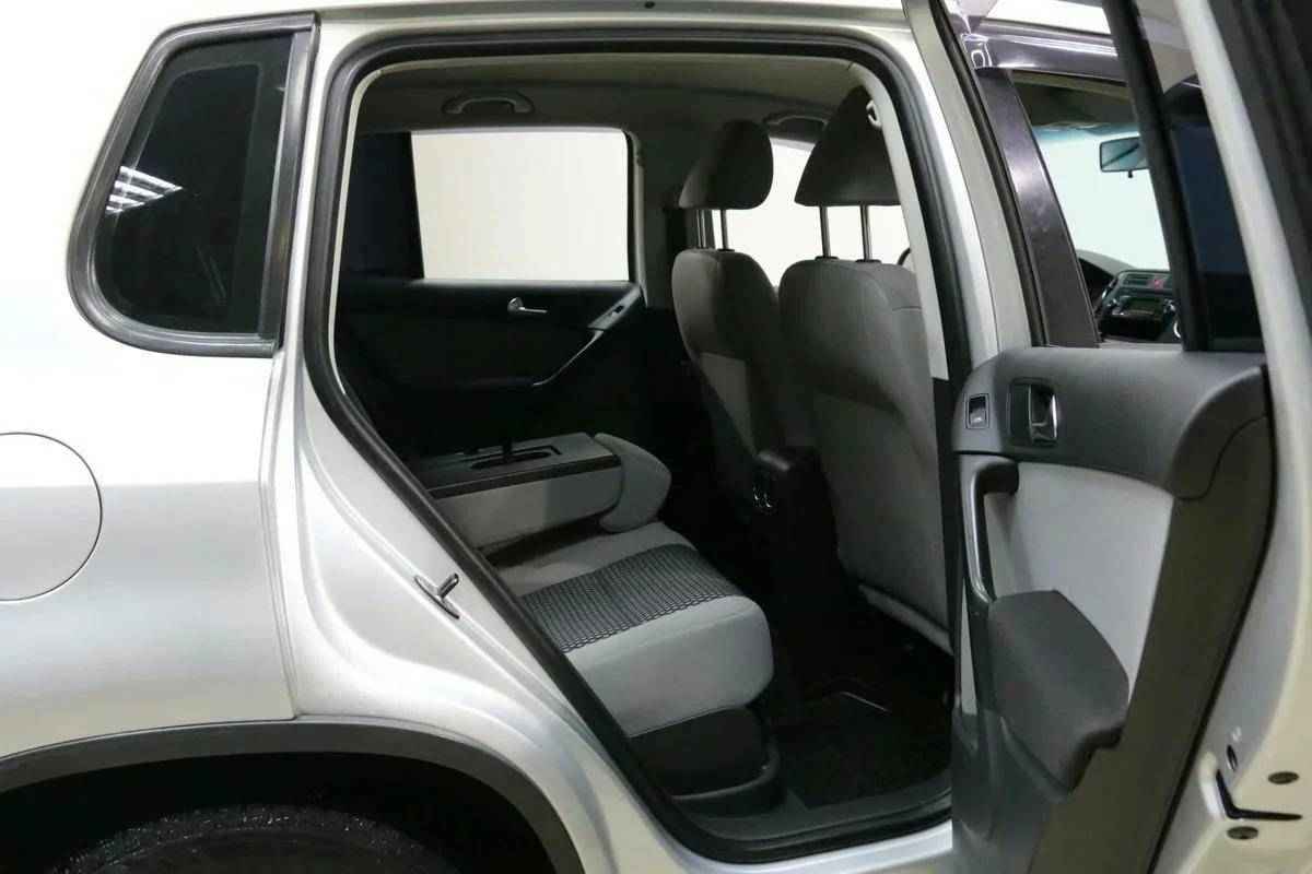 Volkswagen Tiguan, I