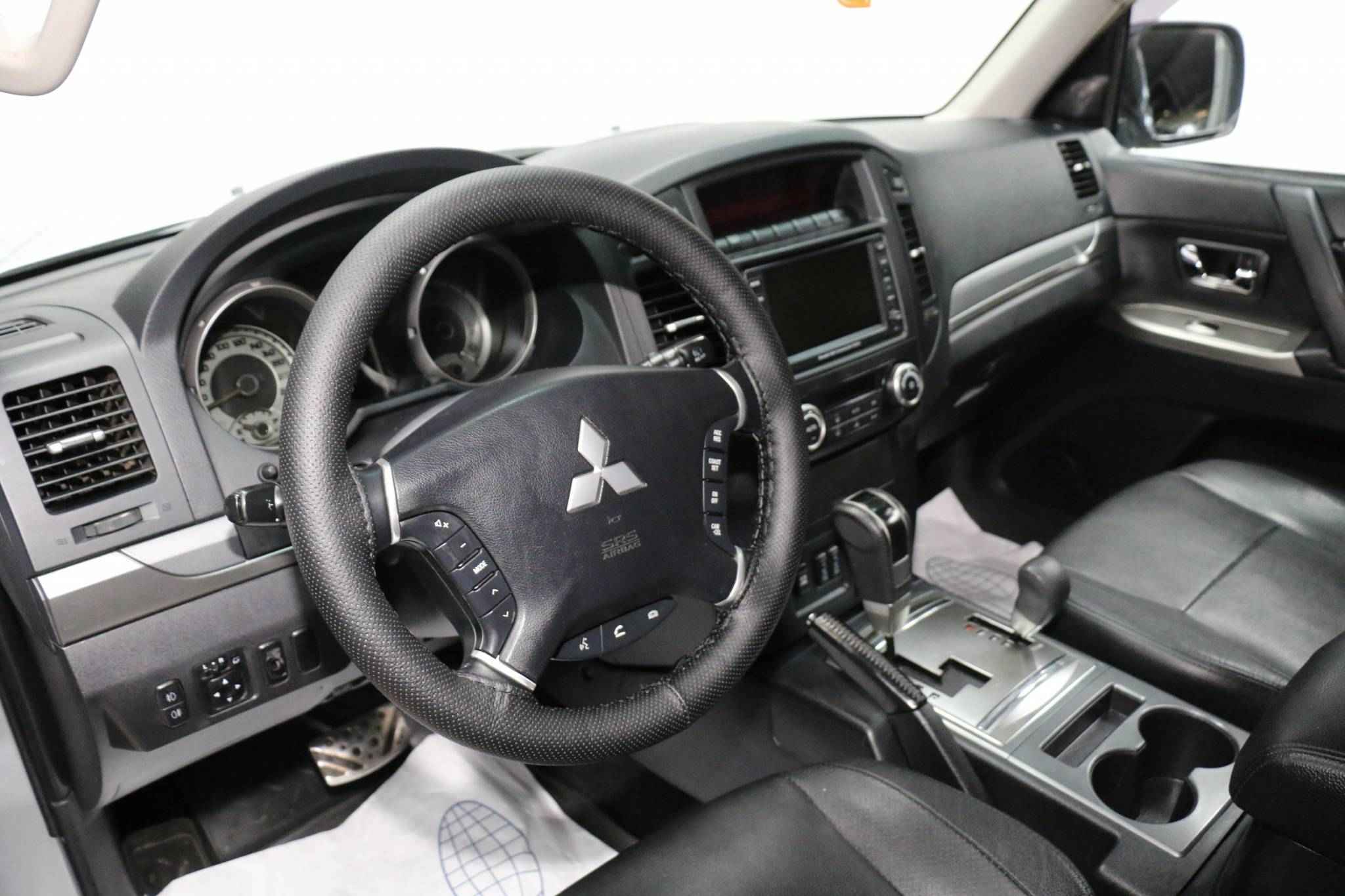 Mitsubishi Pajero, IV Рестайлинг 1