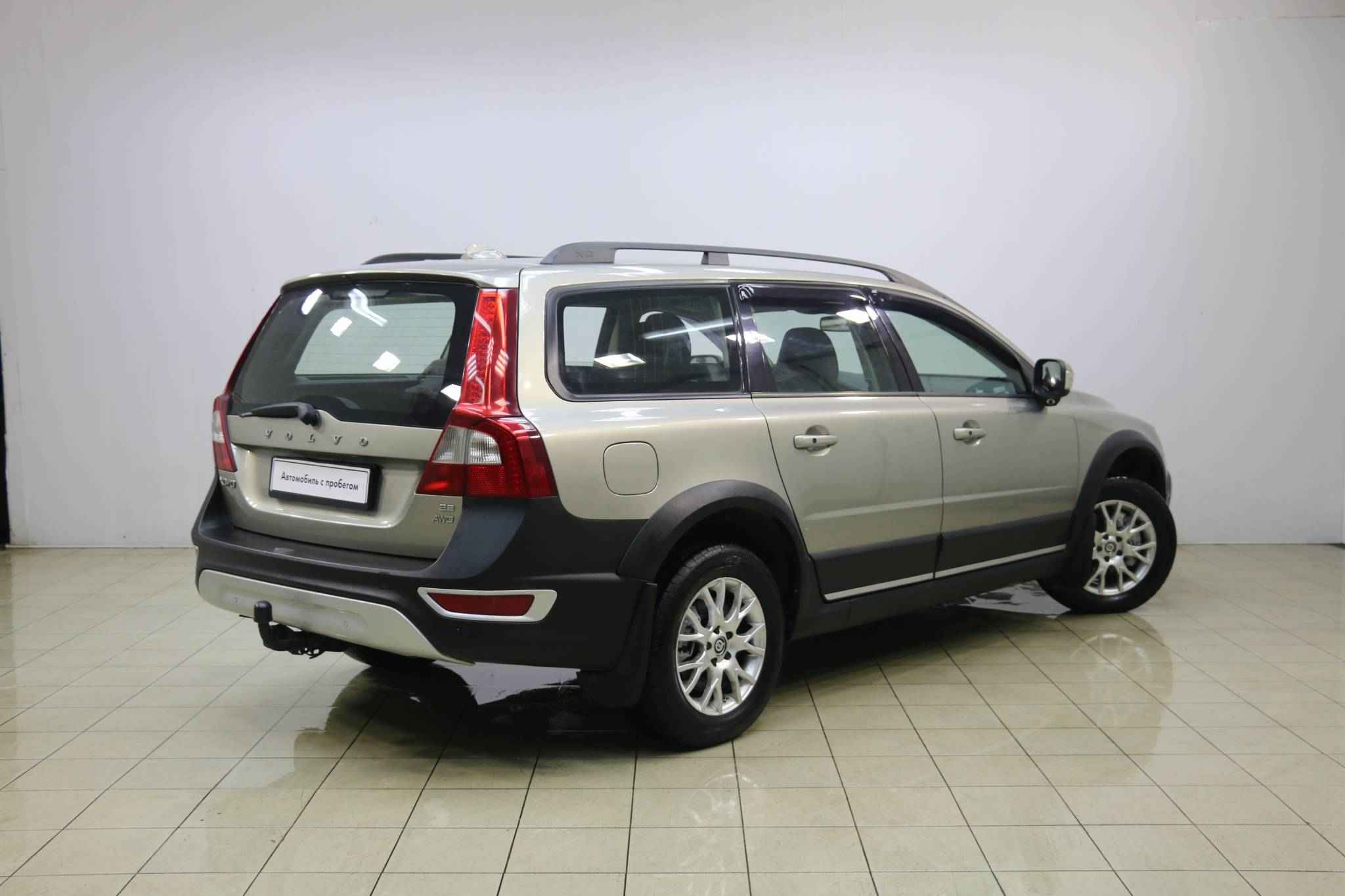 Volvo XC70, II