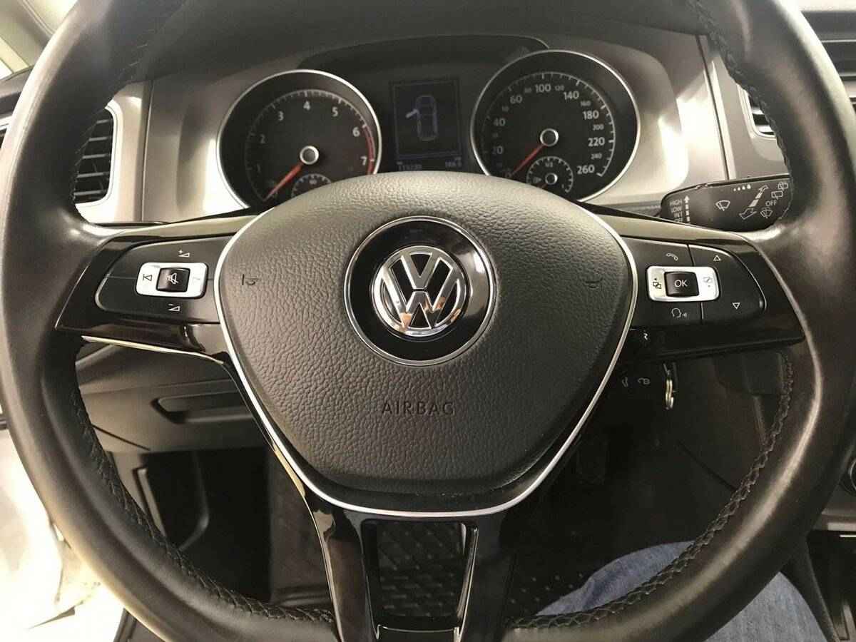 Volkswagen Golf, VII