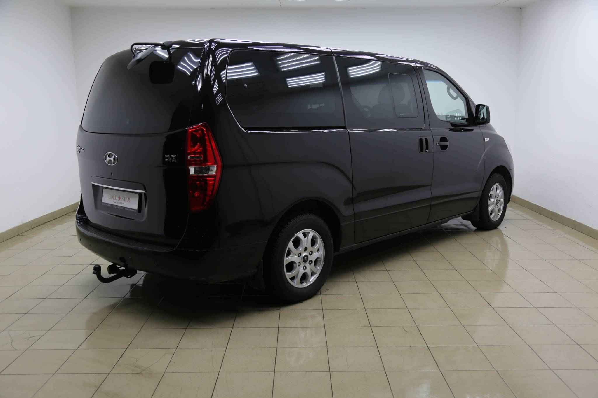 Hyundai Grand Starex, I