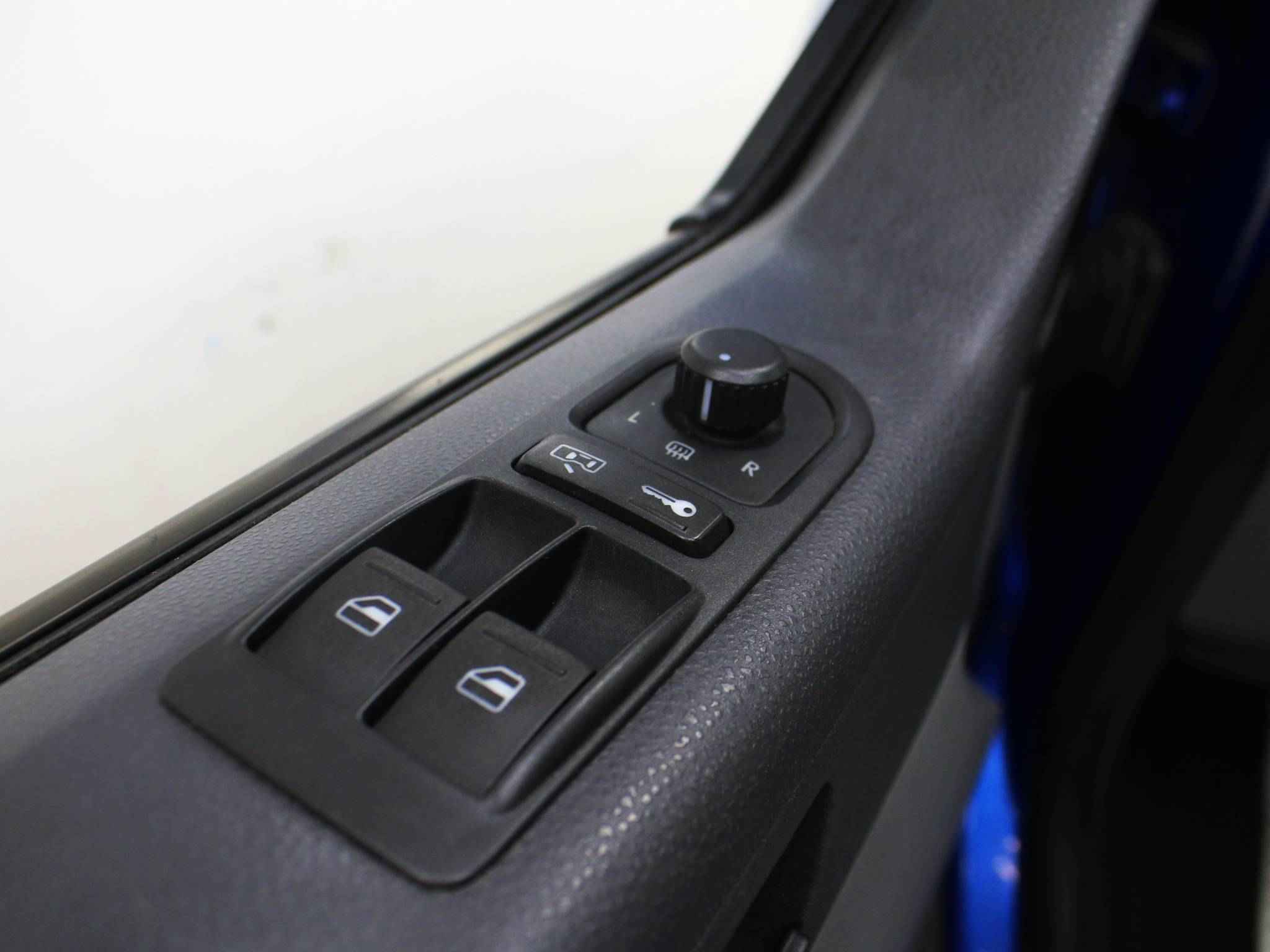 Volkswagen Caravelle, T5